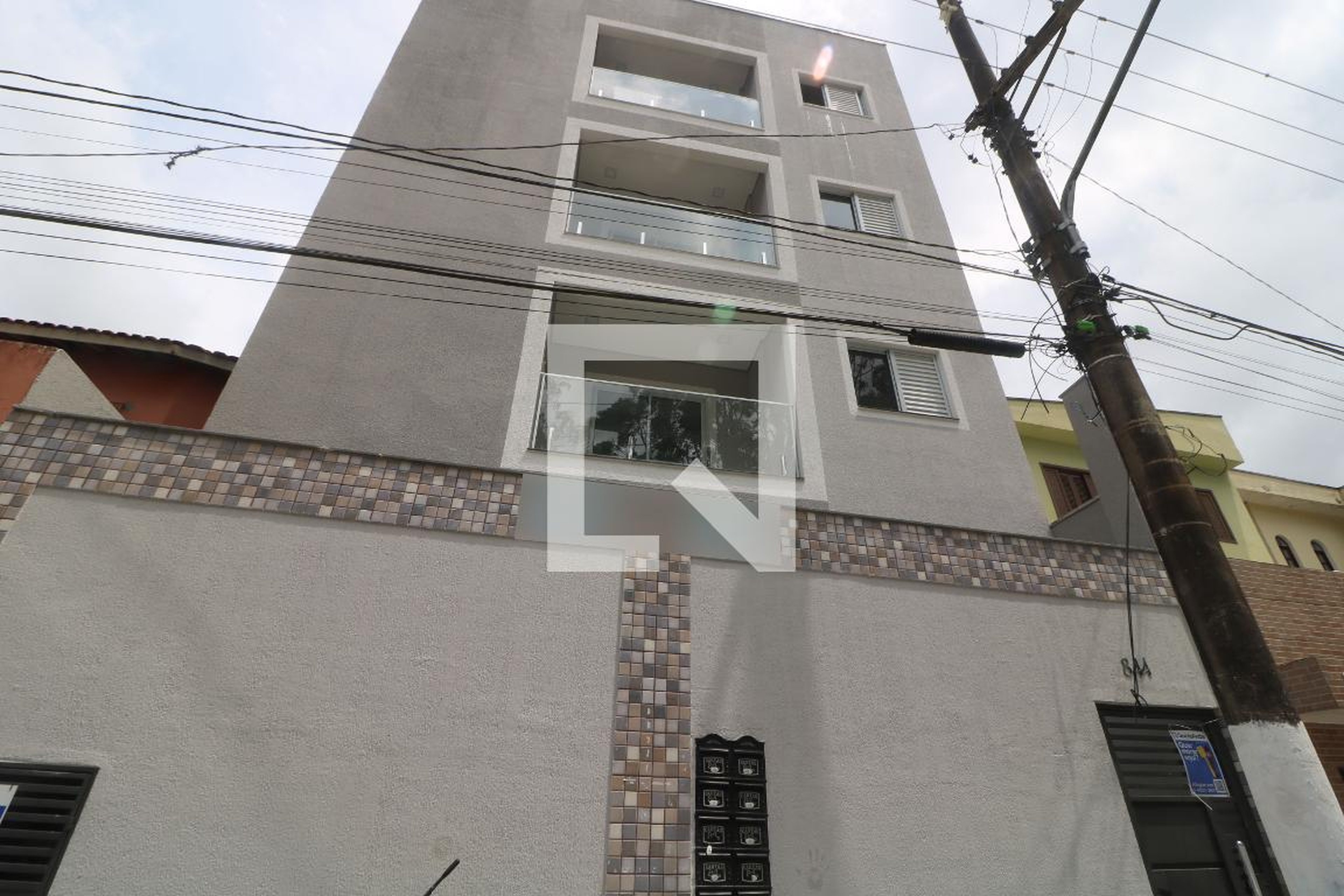 Fachada do Prédio Condomínio em Rua Maria Viêira Ribeiro, 844