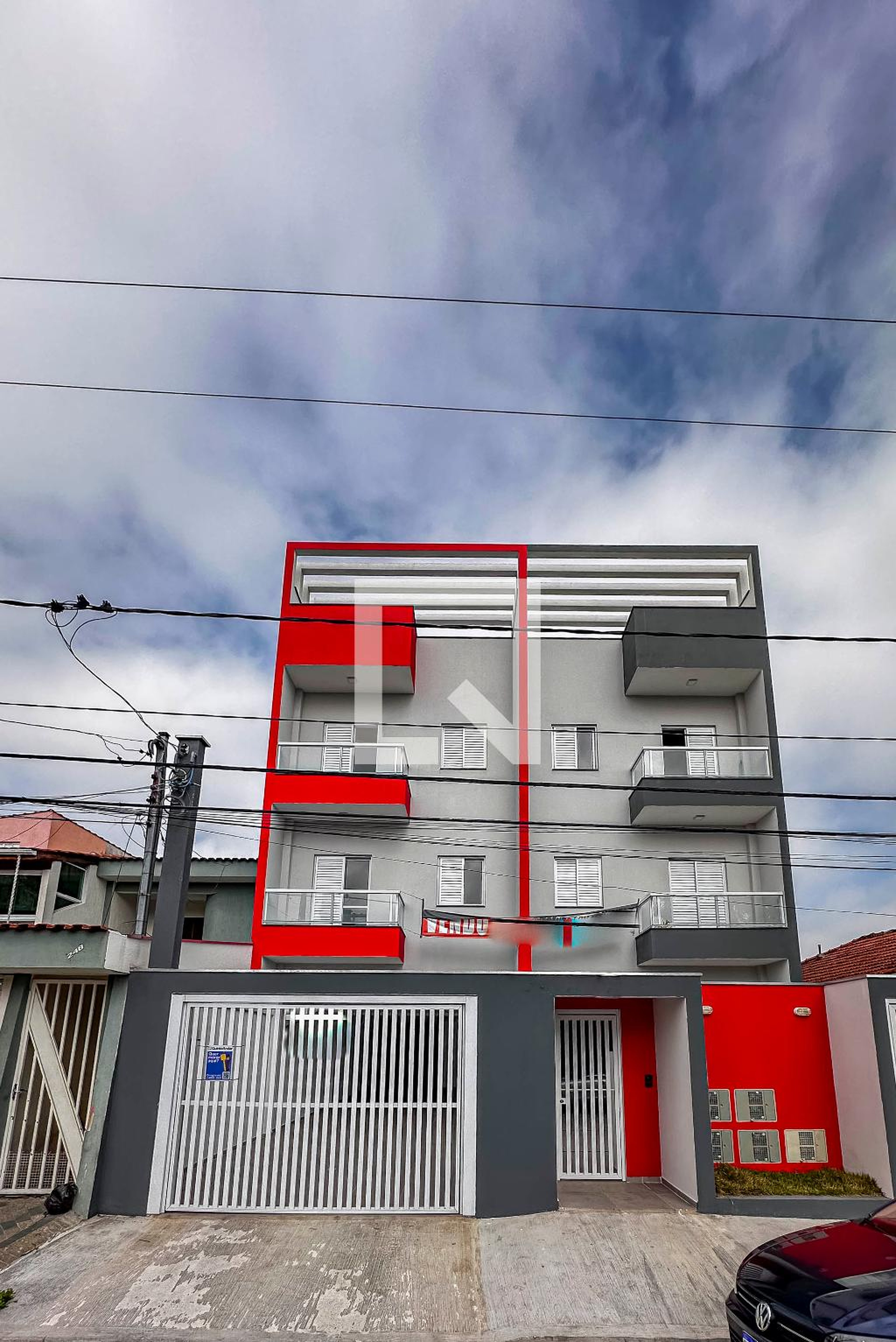 Fachada Condomínio em Rua Sebastião Pedroso, 240