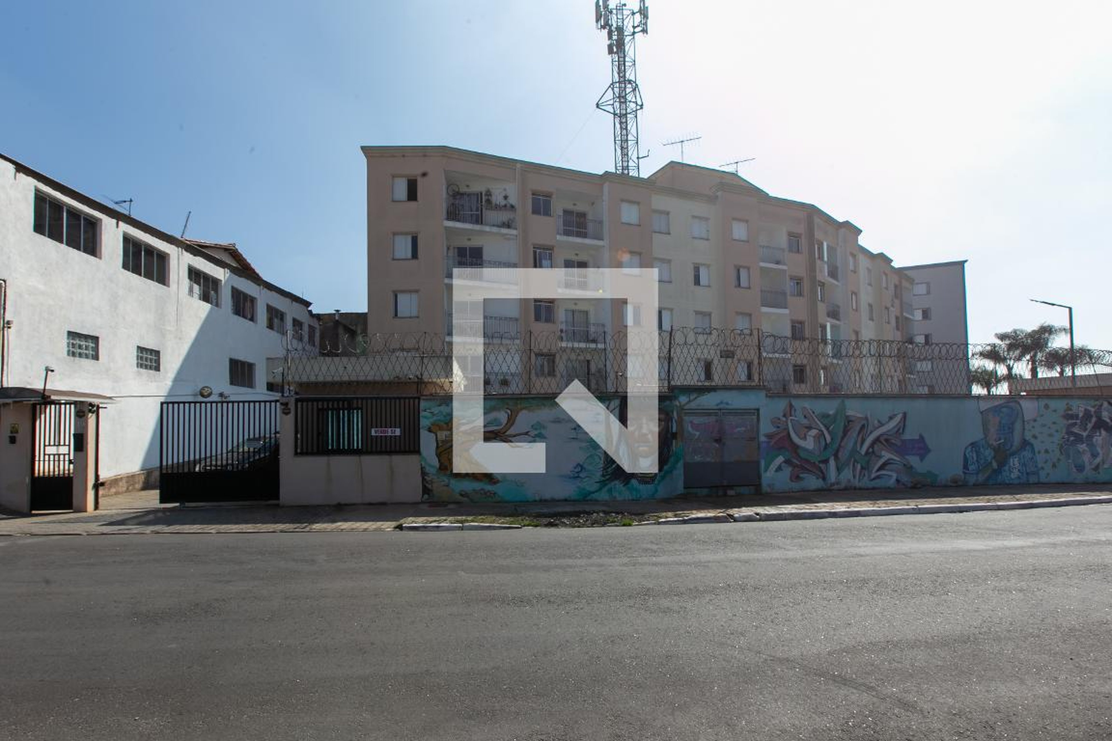 Fachada do Condomínio Residencial Parque do Carmo