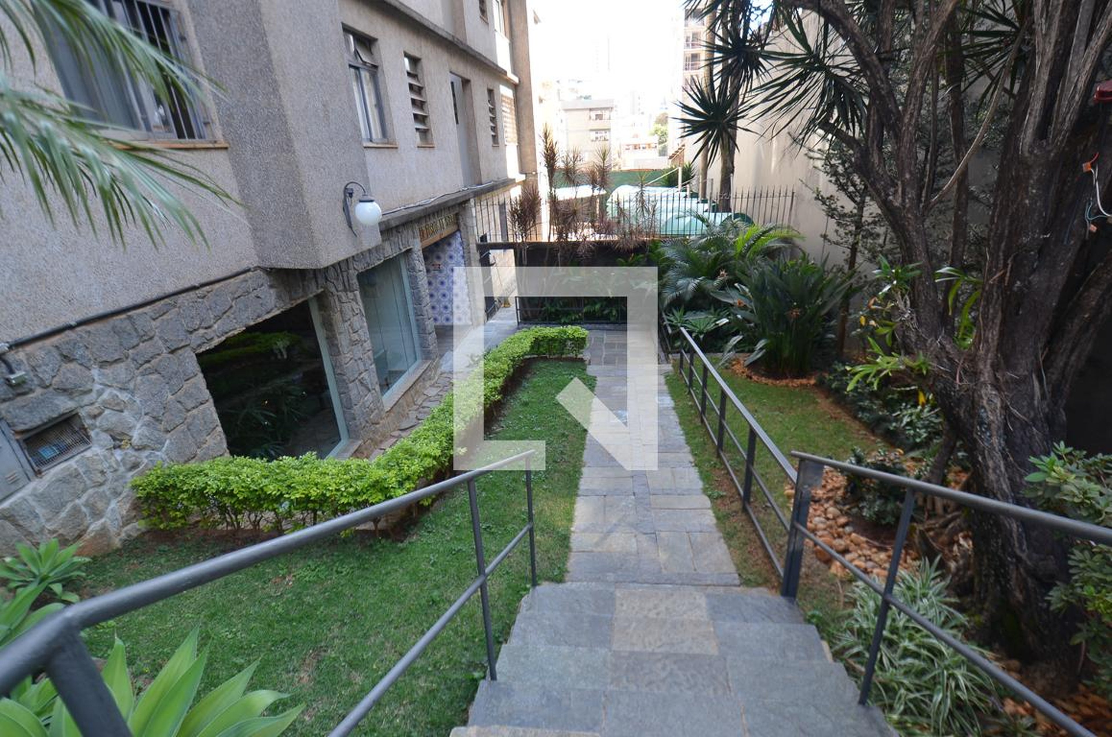 Entrada - Edifício Bosque da Serra