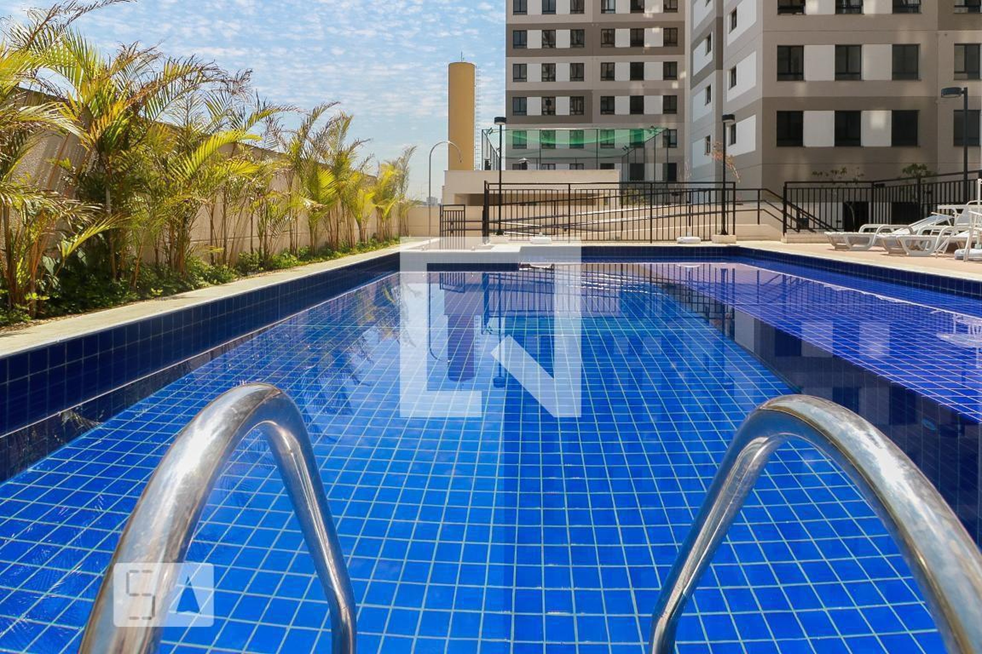 Piscina - Via Nações