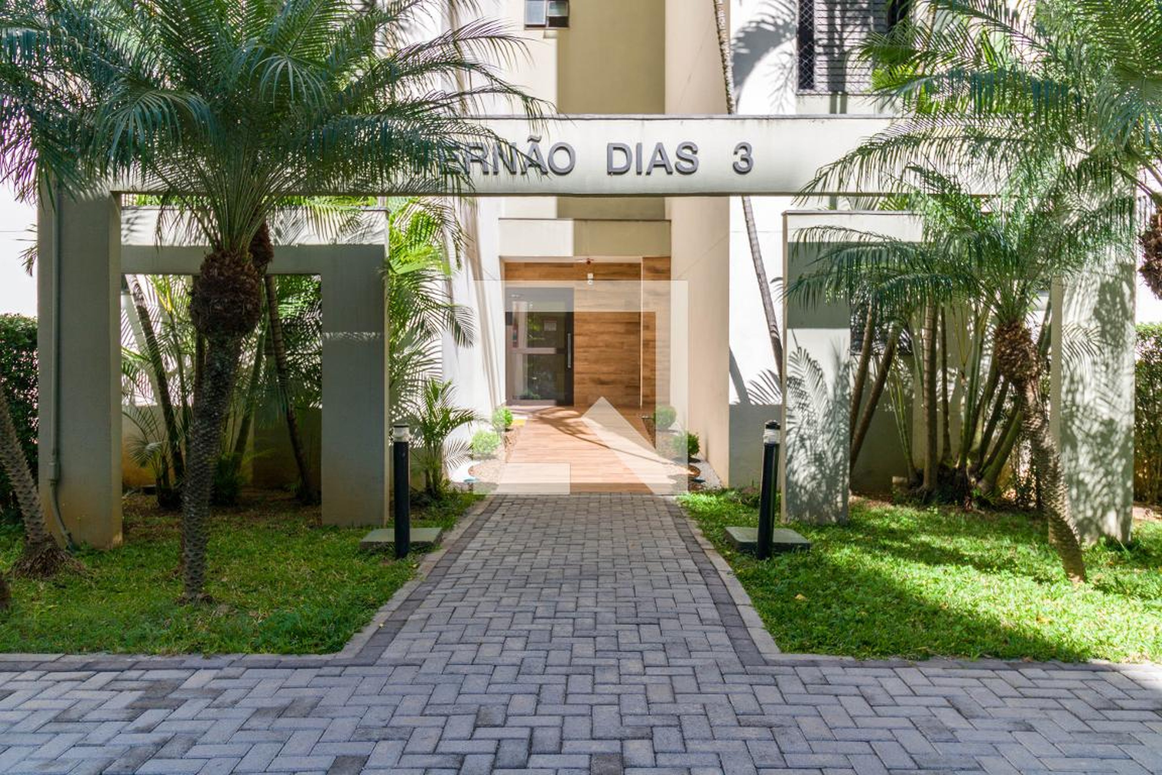 Hall de entrada - Bandeirantes
