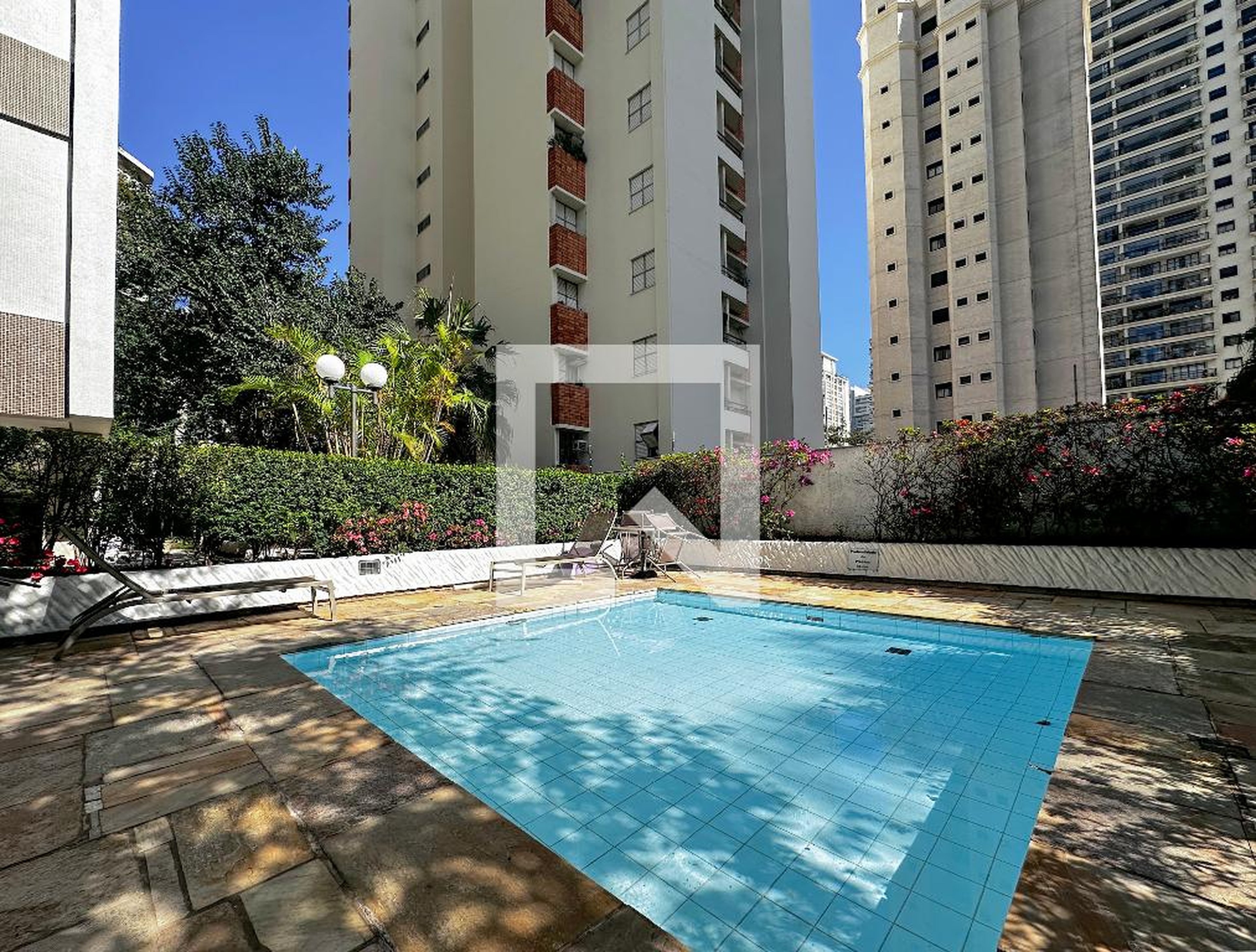 Piscina - Maison de Saint Hilaire