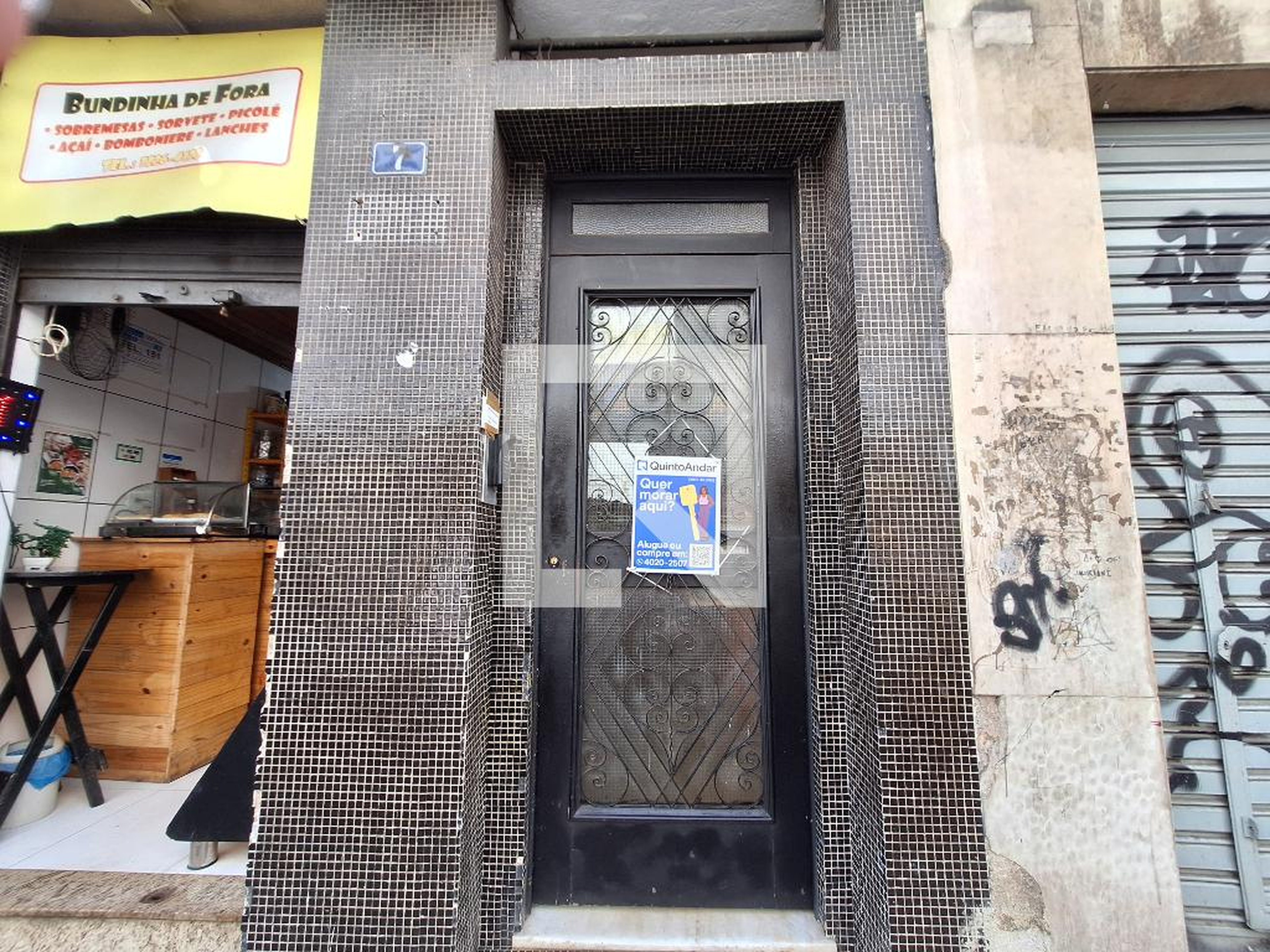 Fachada Condomínio em Rua André Cavalcanti, 7