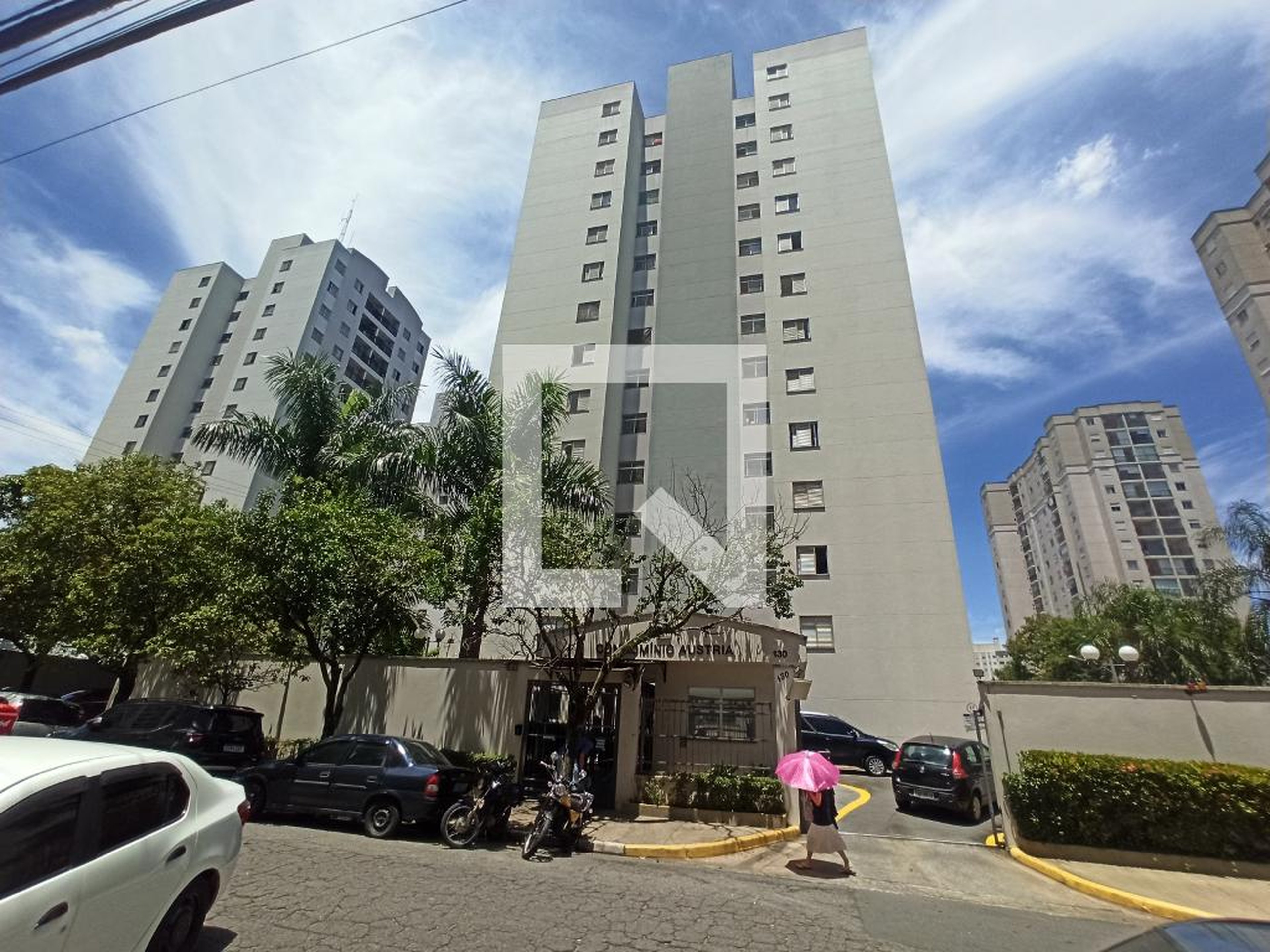 Fachada do Prédio Condomínio Austria