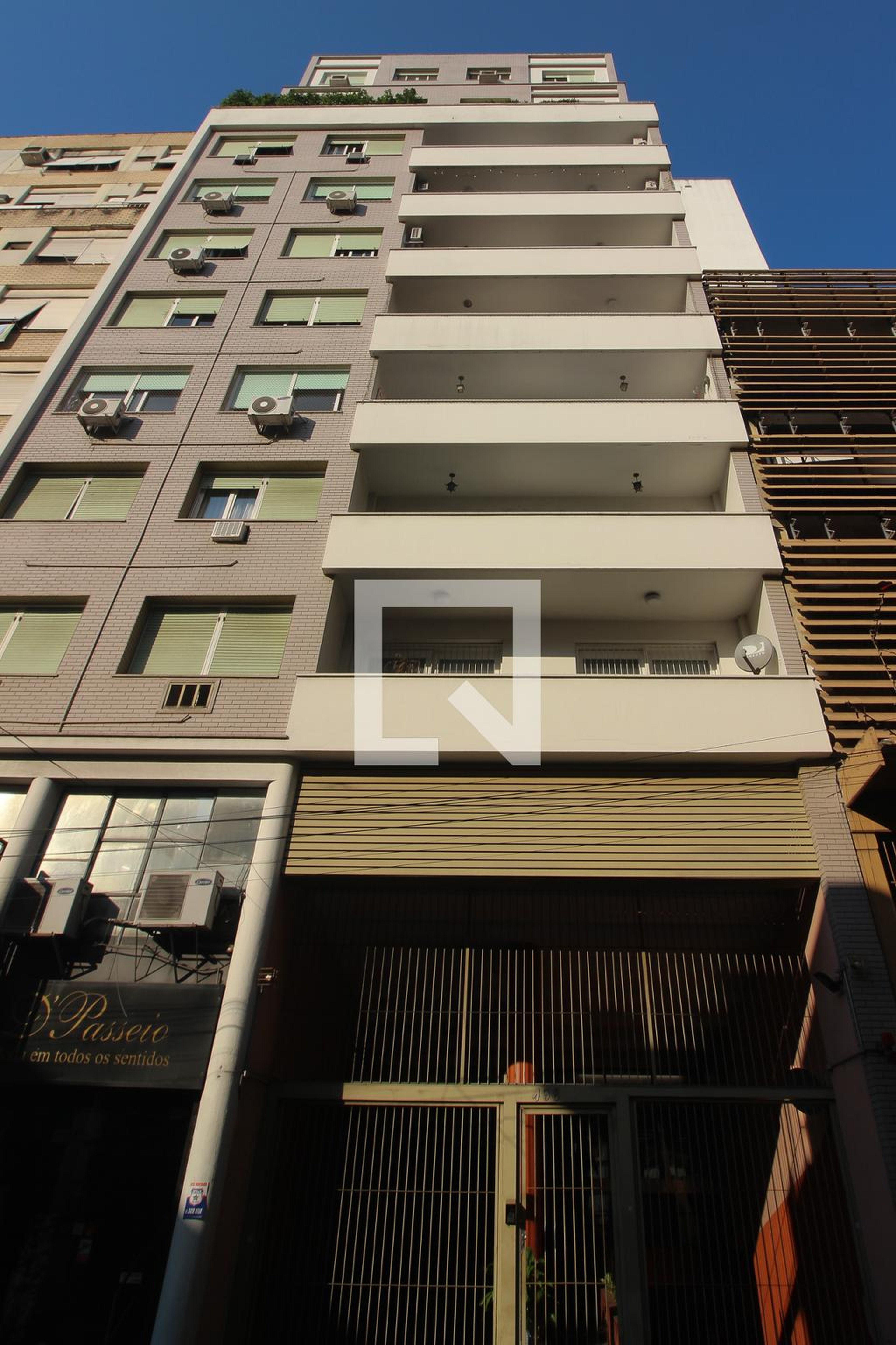 Fachada do Prédio Condomínio Monte Negro