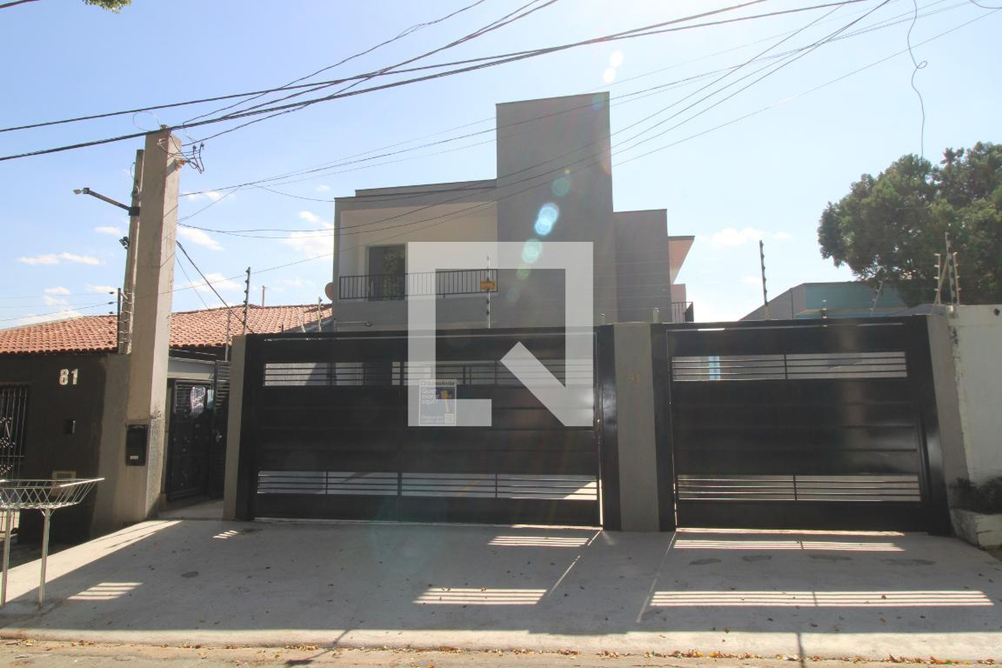 Fachada Condomínio em Avenida Cláudio Celestino de Toledo Soares, 91