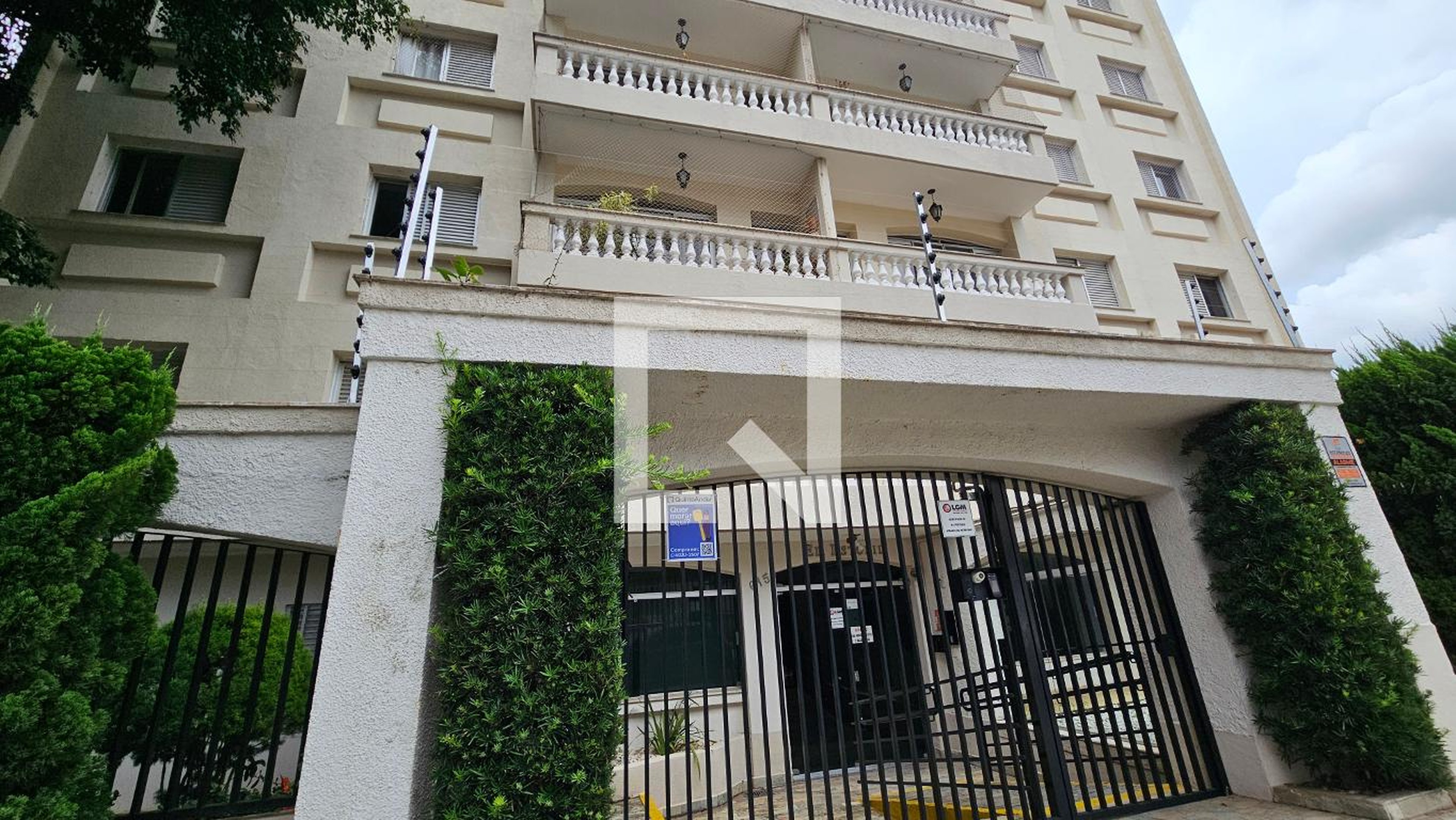 Fachada do Prédio Condomínio Estoril