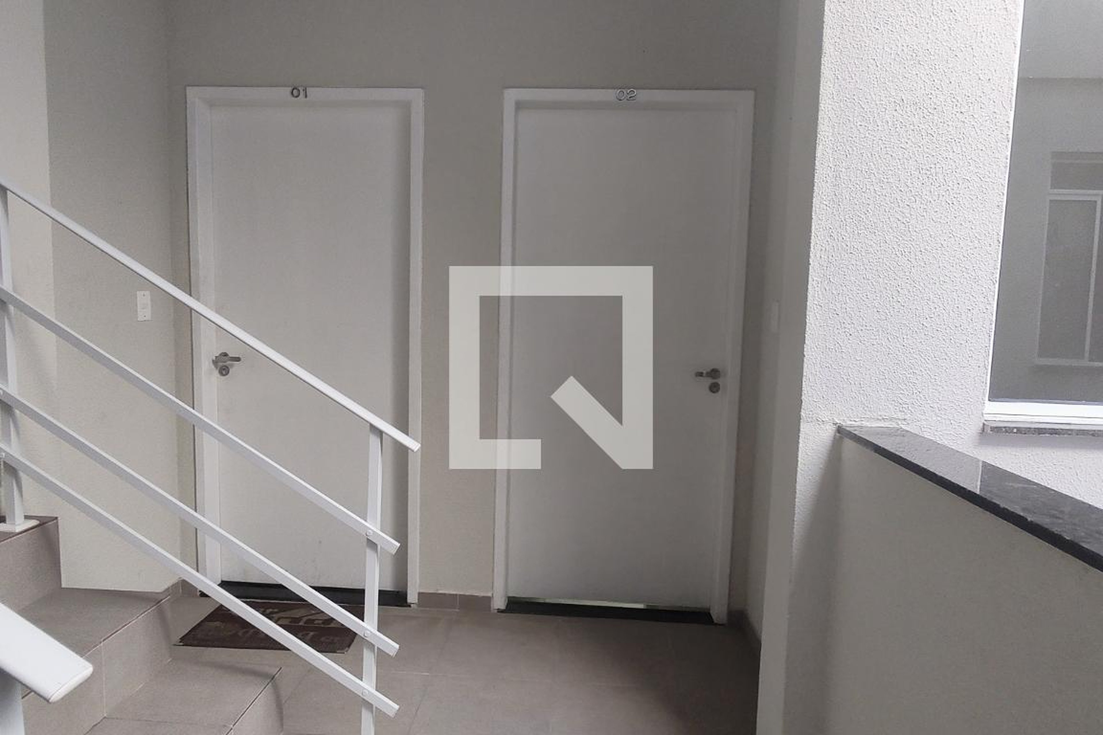 Entrada Condomínio em Rua Pernambuco, 206