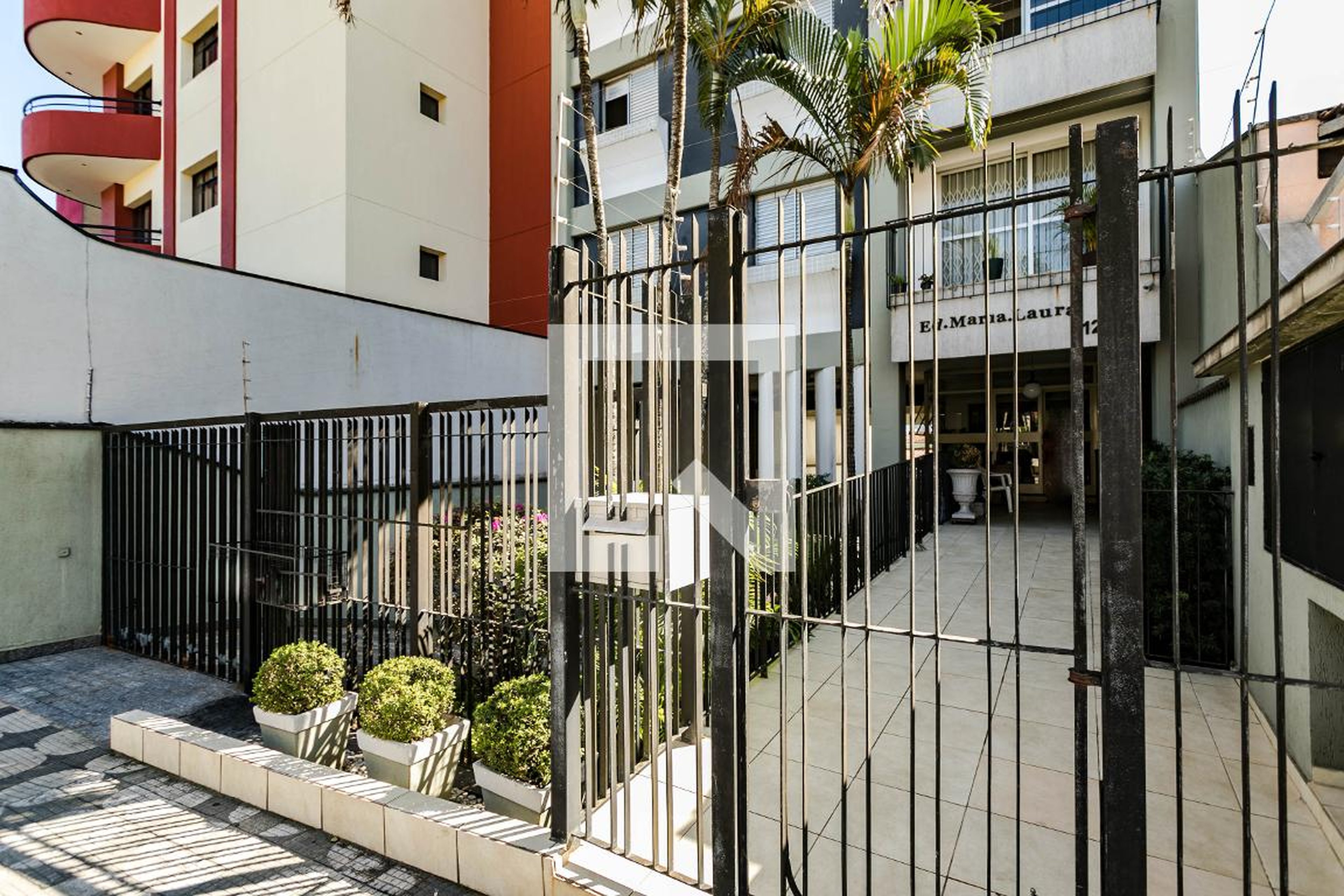 Fachada Condomínio em Avenida Capitão Manoel Rudge, 1239