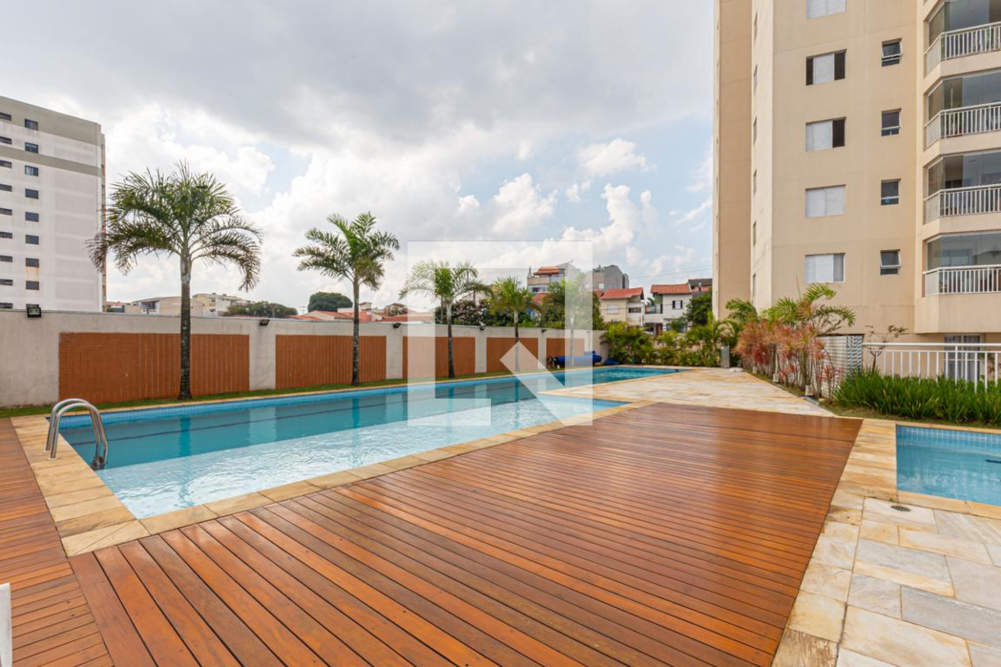 Piscina - Praça Jardim