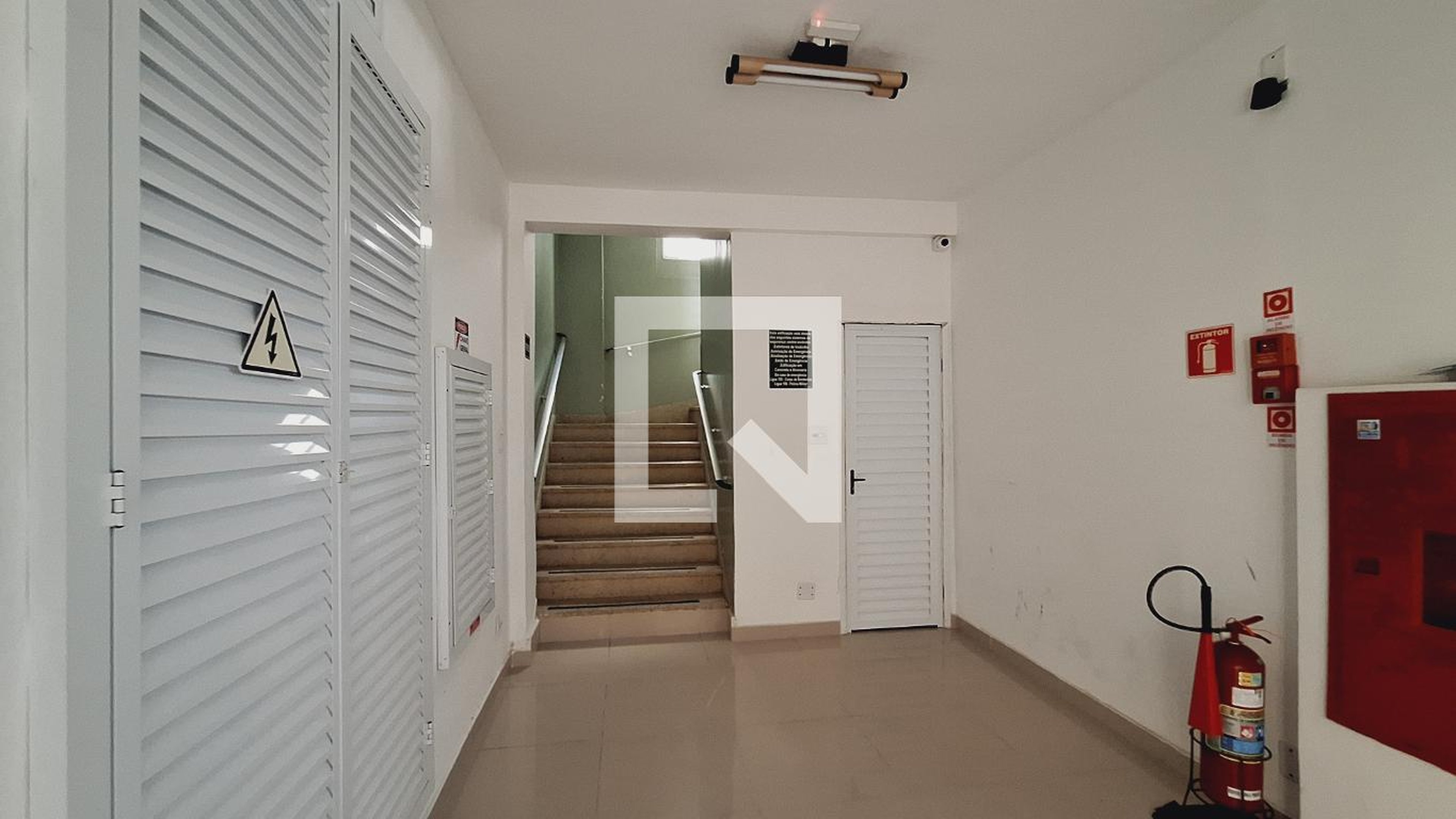 Hall de entrada - Maria S. Pimentel