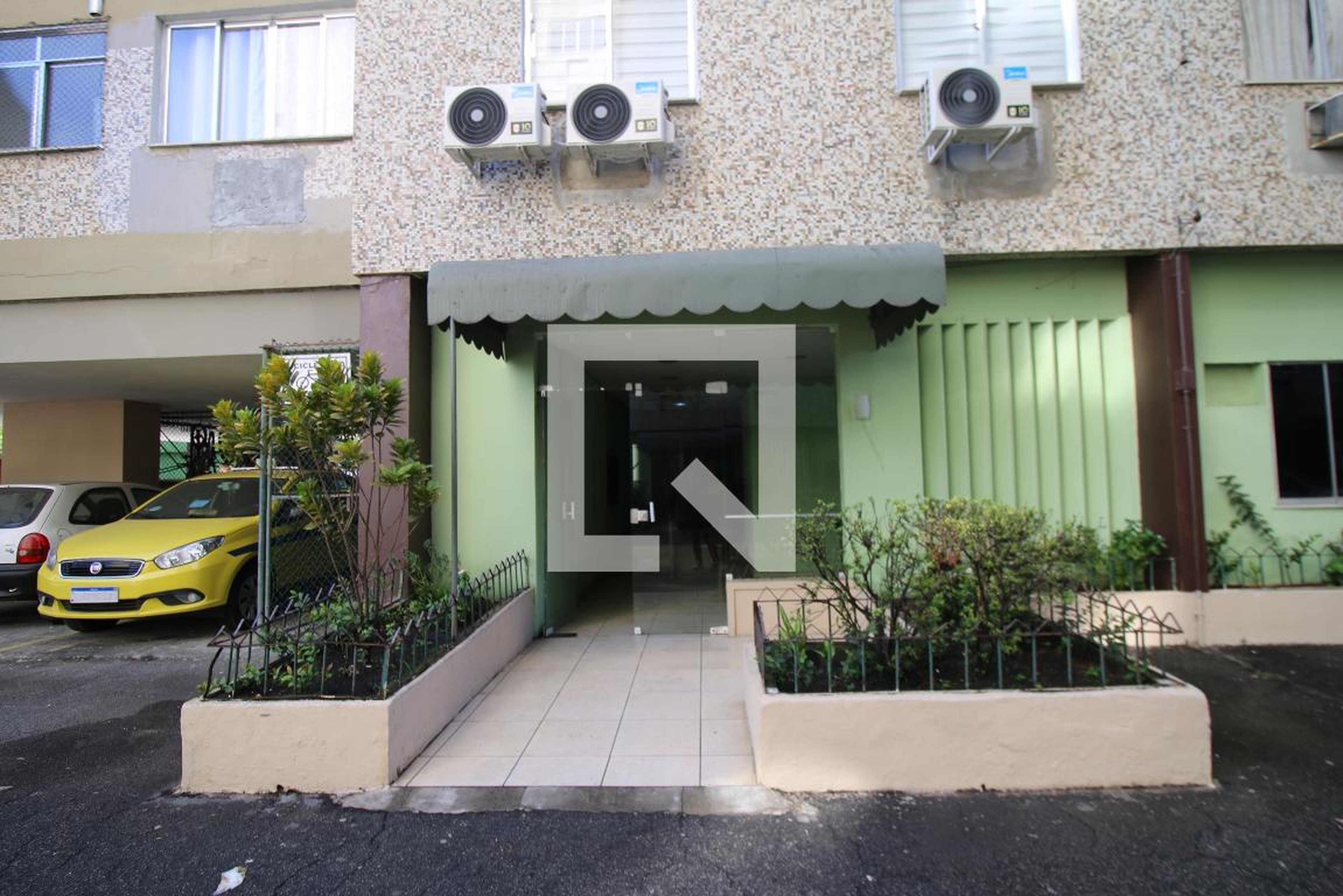 hall de Entrada - null