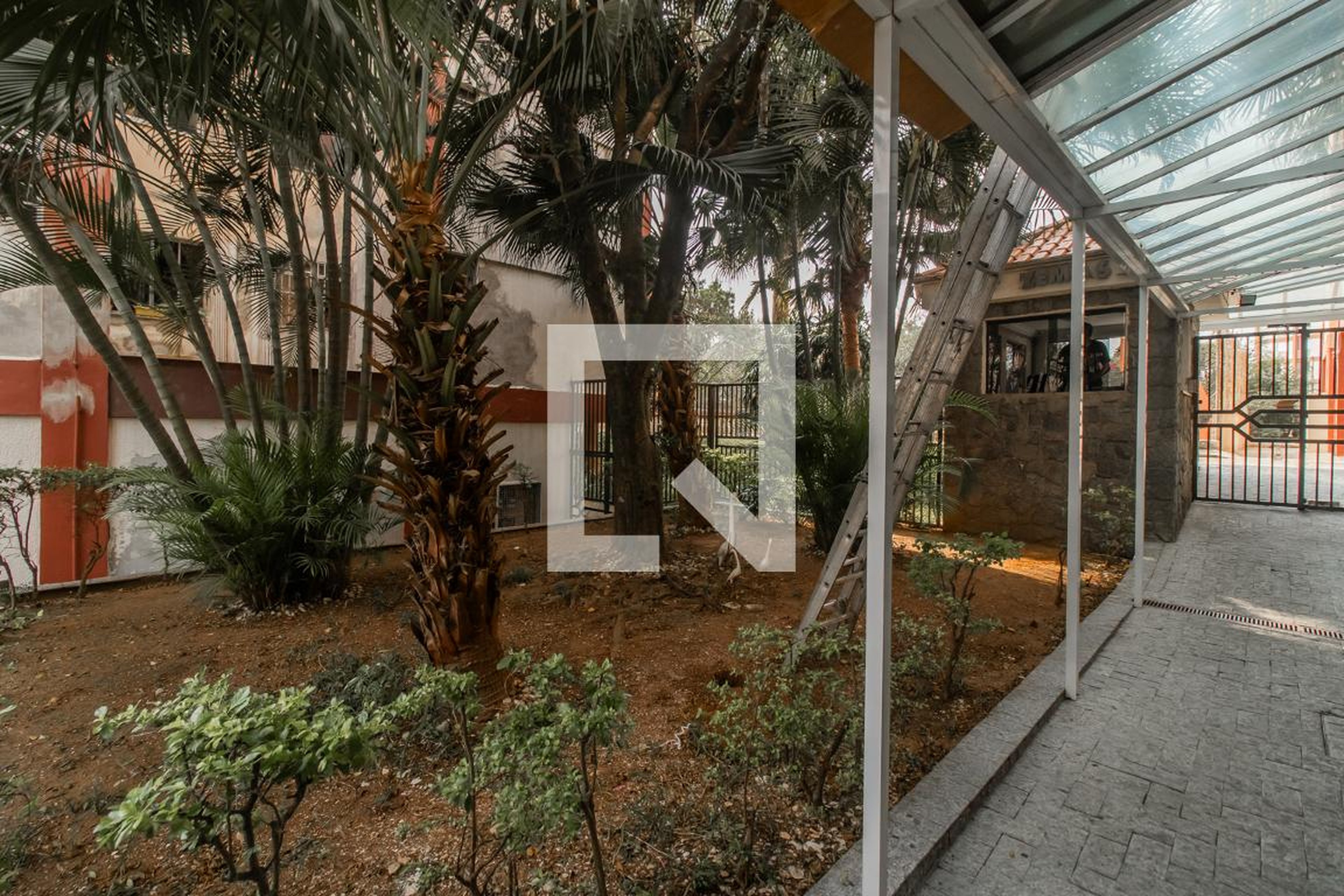 Área comum - Alfazemas 1