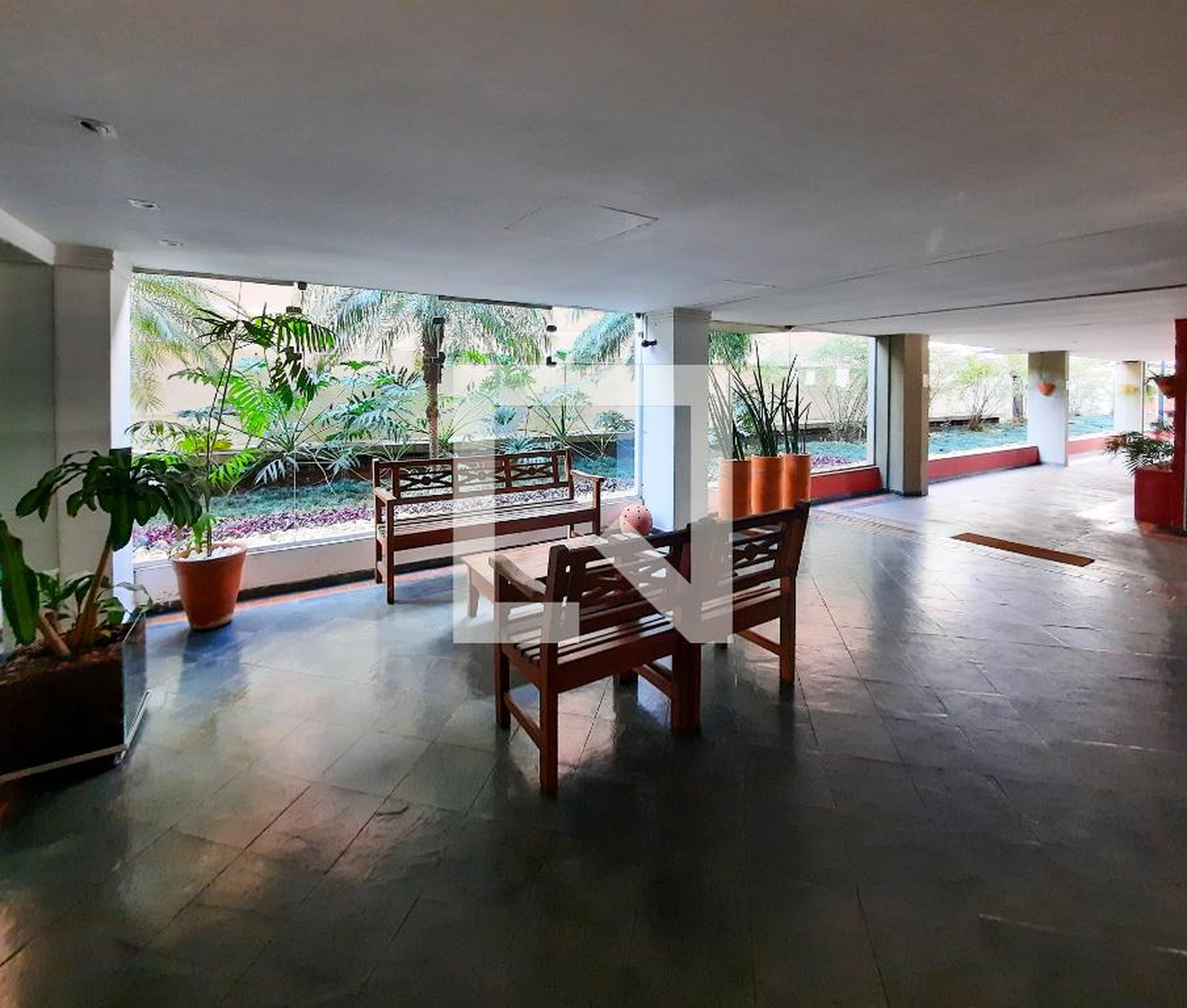 Hall social - Saint Laurent