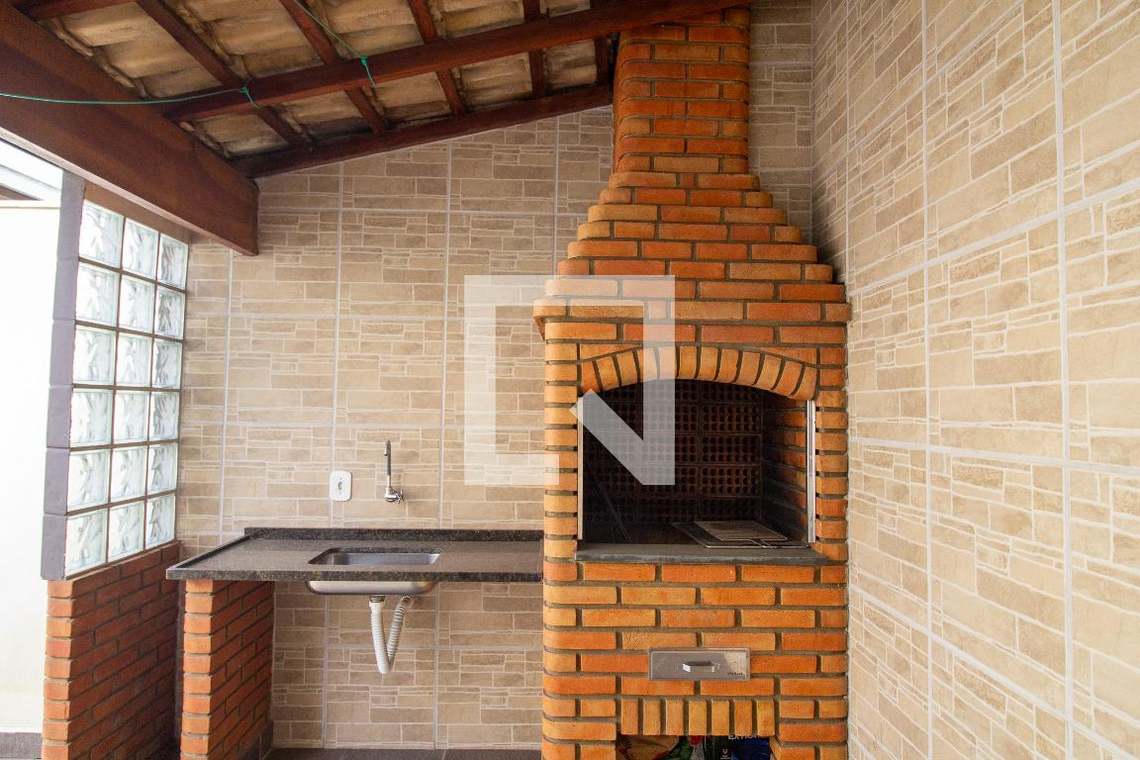 Churrasqueira - Vila Romana