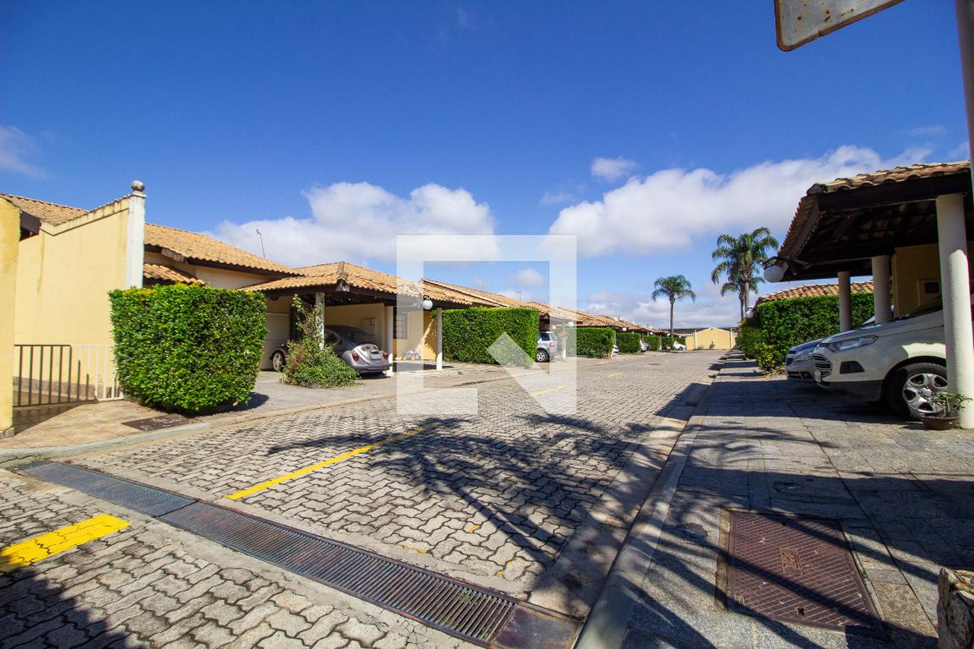 Fachada Condomínio Vila Romana