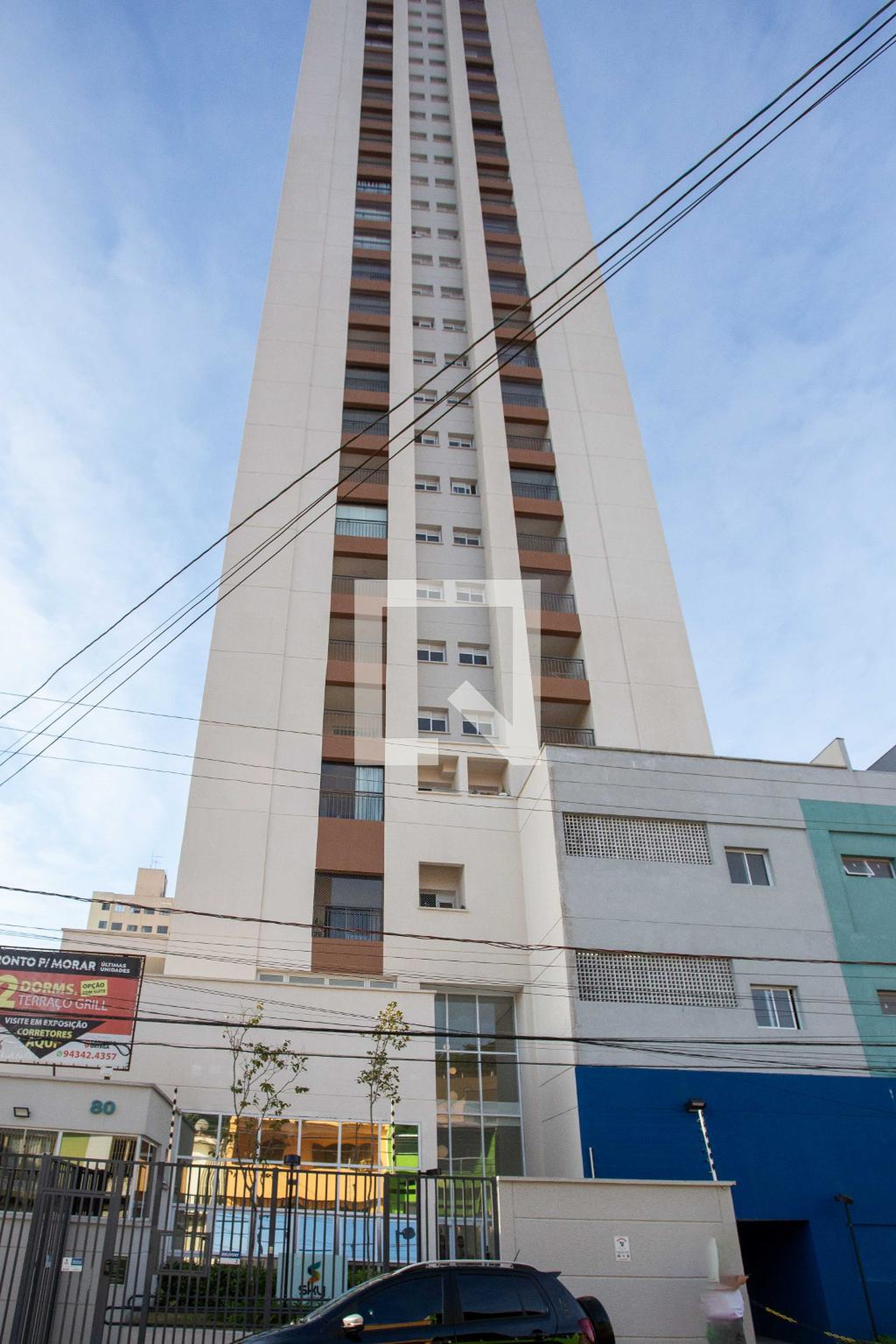 Fachada do condomínio Condomínio Sky Diadema