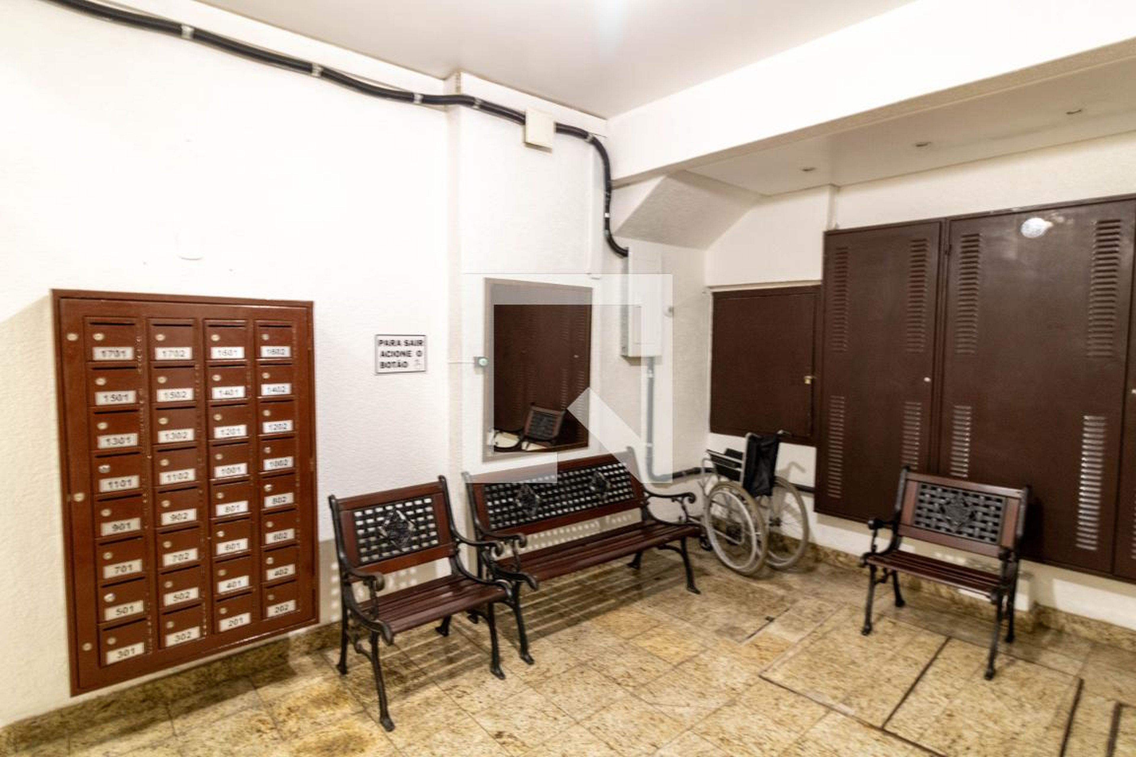 Hall de entrada - Visconde de Cairu