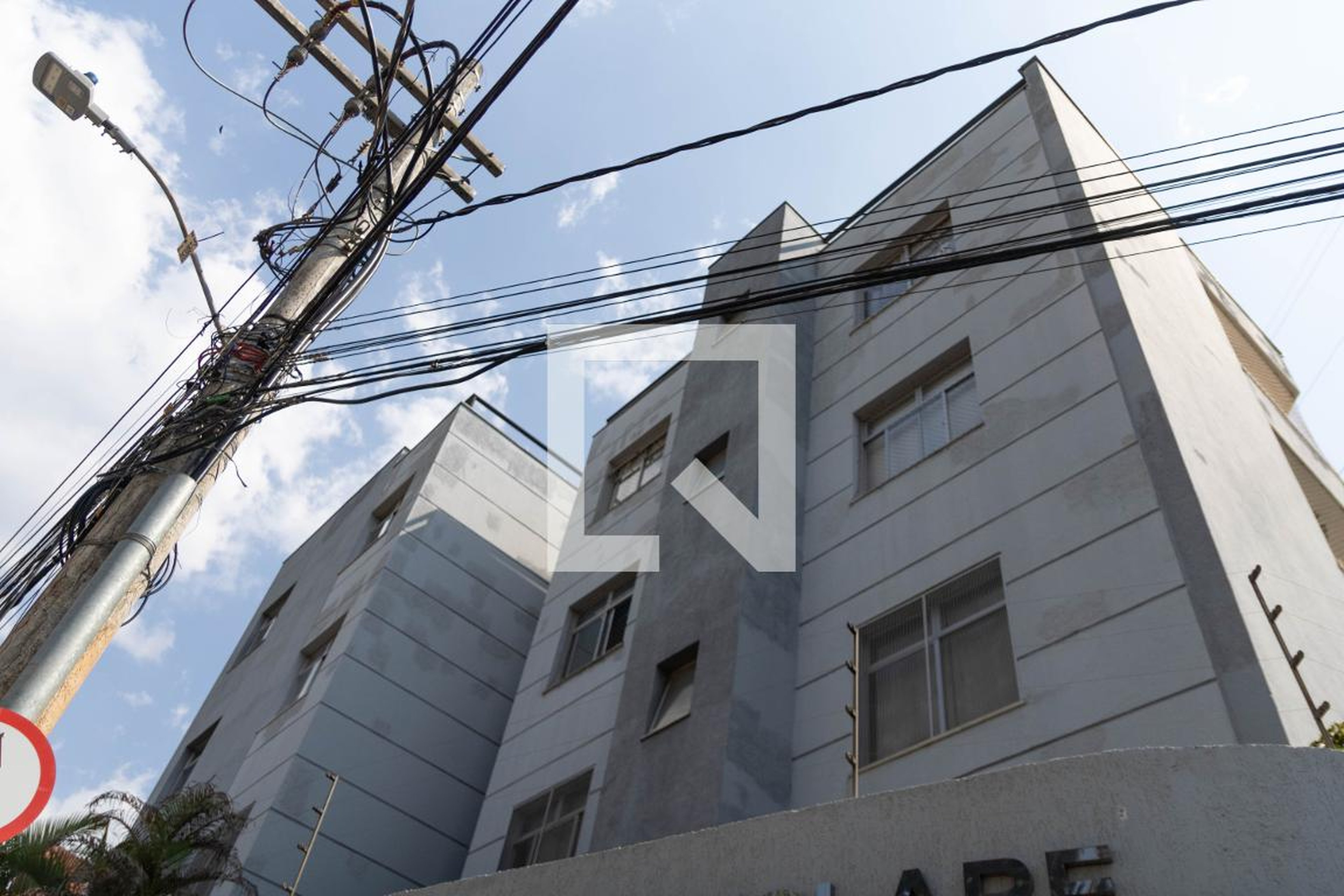 Fachada do Prédio Condomínio em Rua Vereador Nelson Cunha, 210