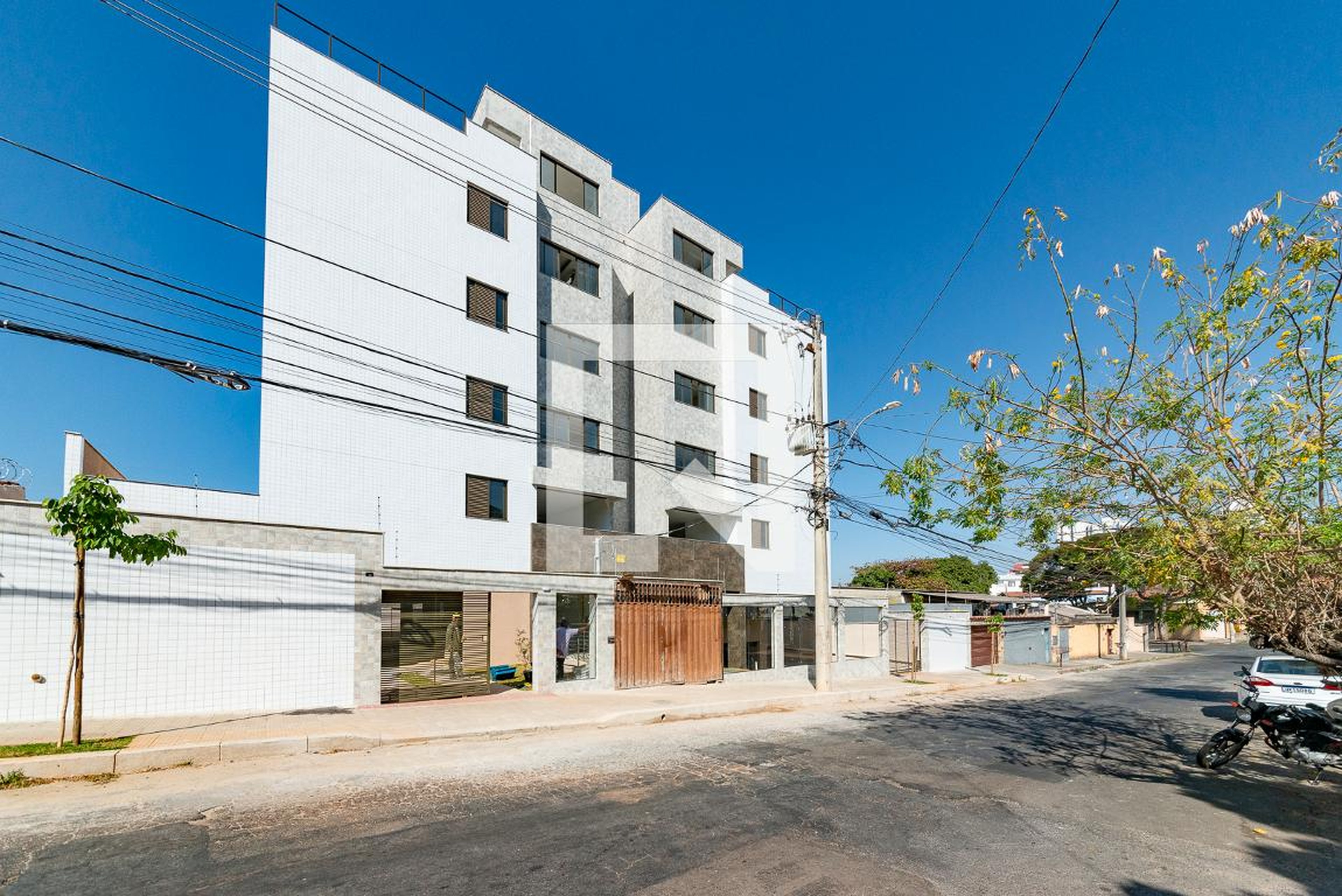 Fachada Condomínio em Rua Cananéia, 47