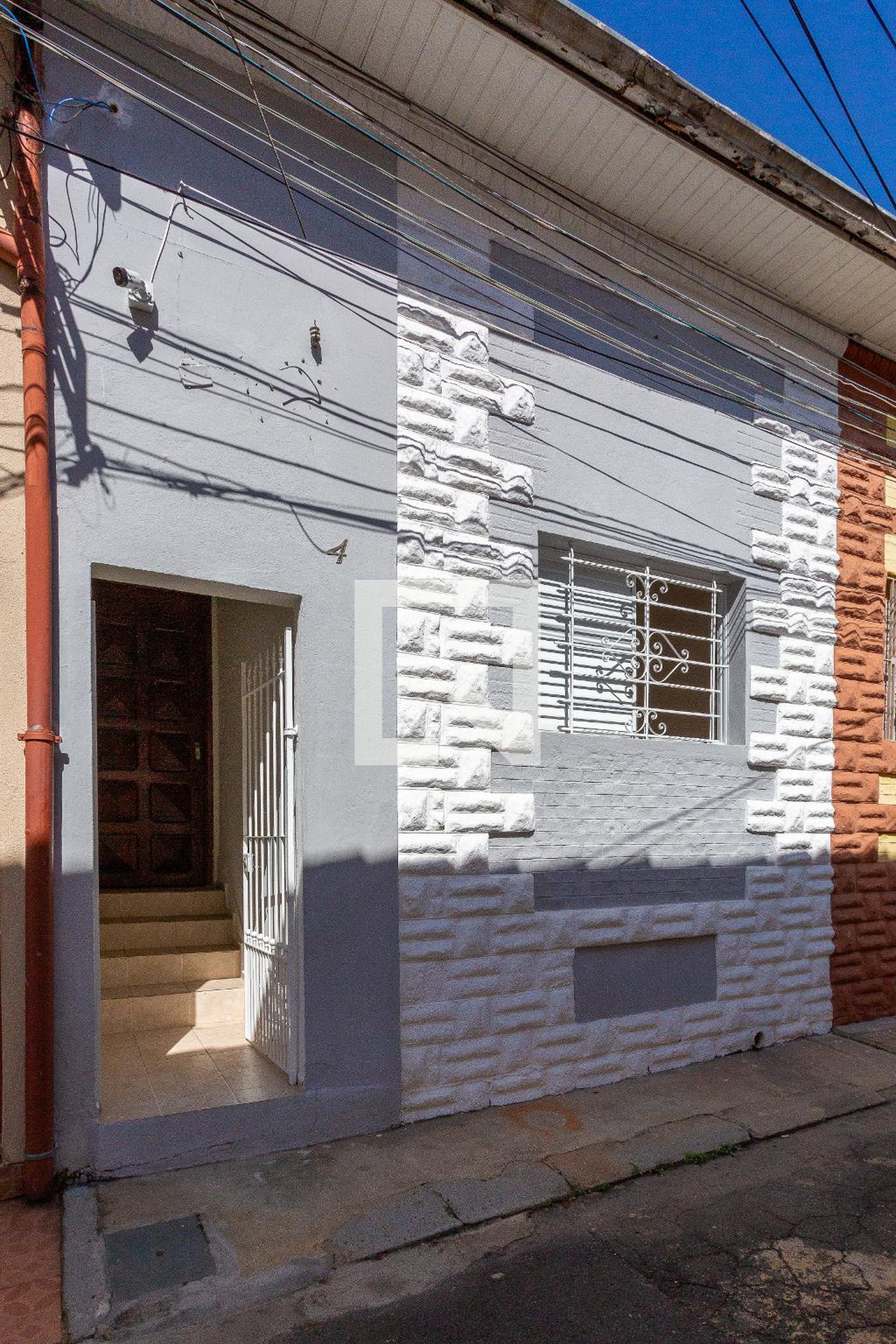 Fachada Condomínio em Rua Agostinho Gomes, 3048