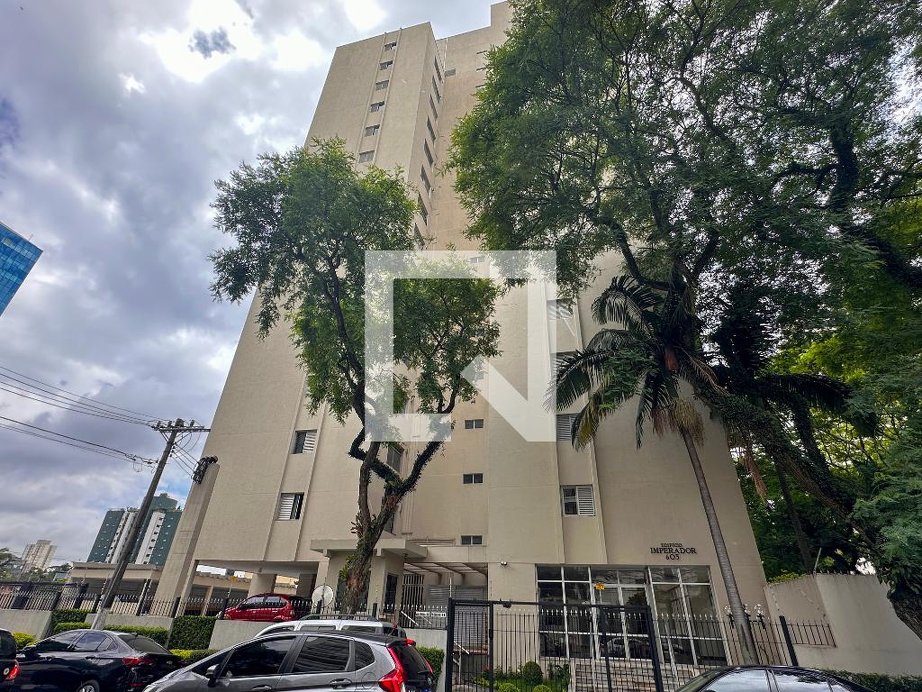 Fachada Condomínio em Rua Pascal, 650