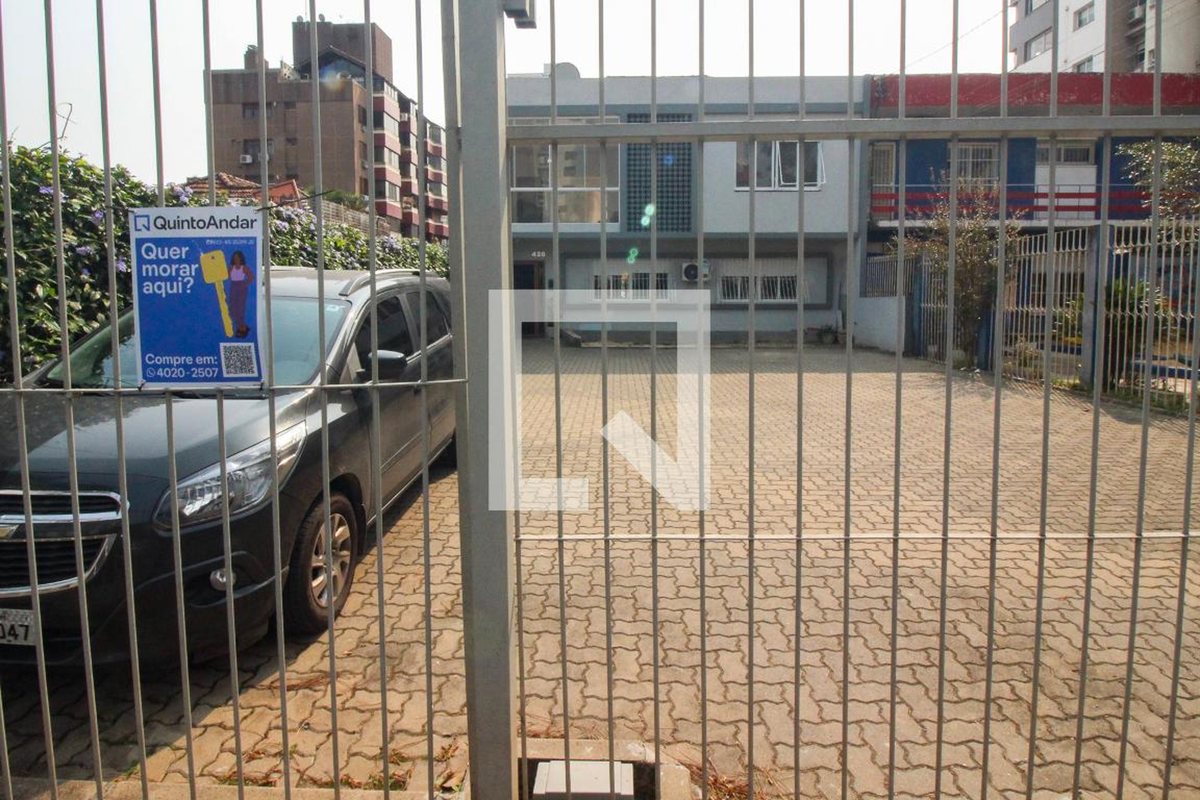 Fachada do Prédio Condomínio em Rua Barbedo, 426