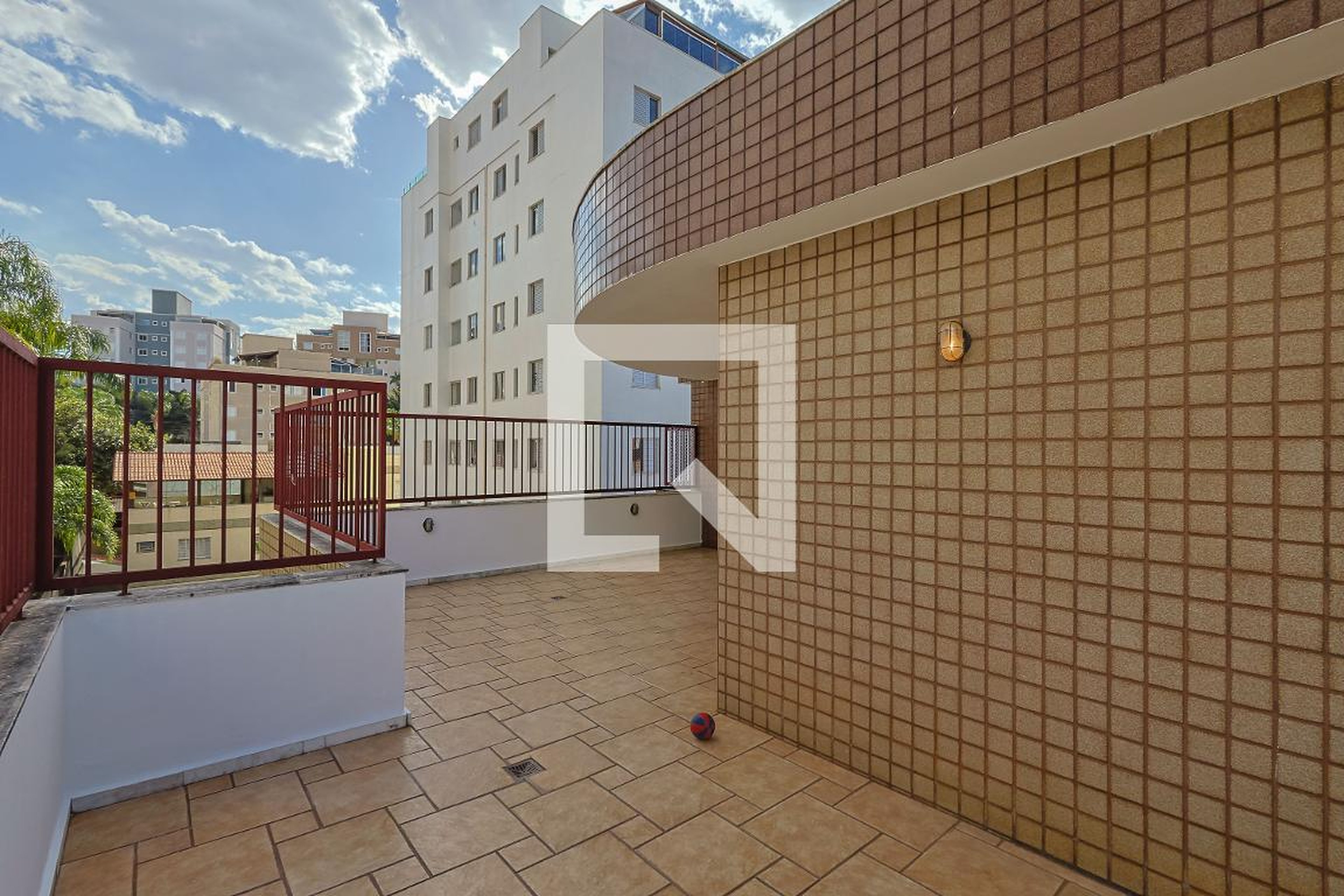 Área Externa - Edifício Residencial San Remo