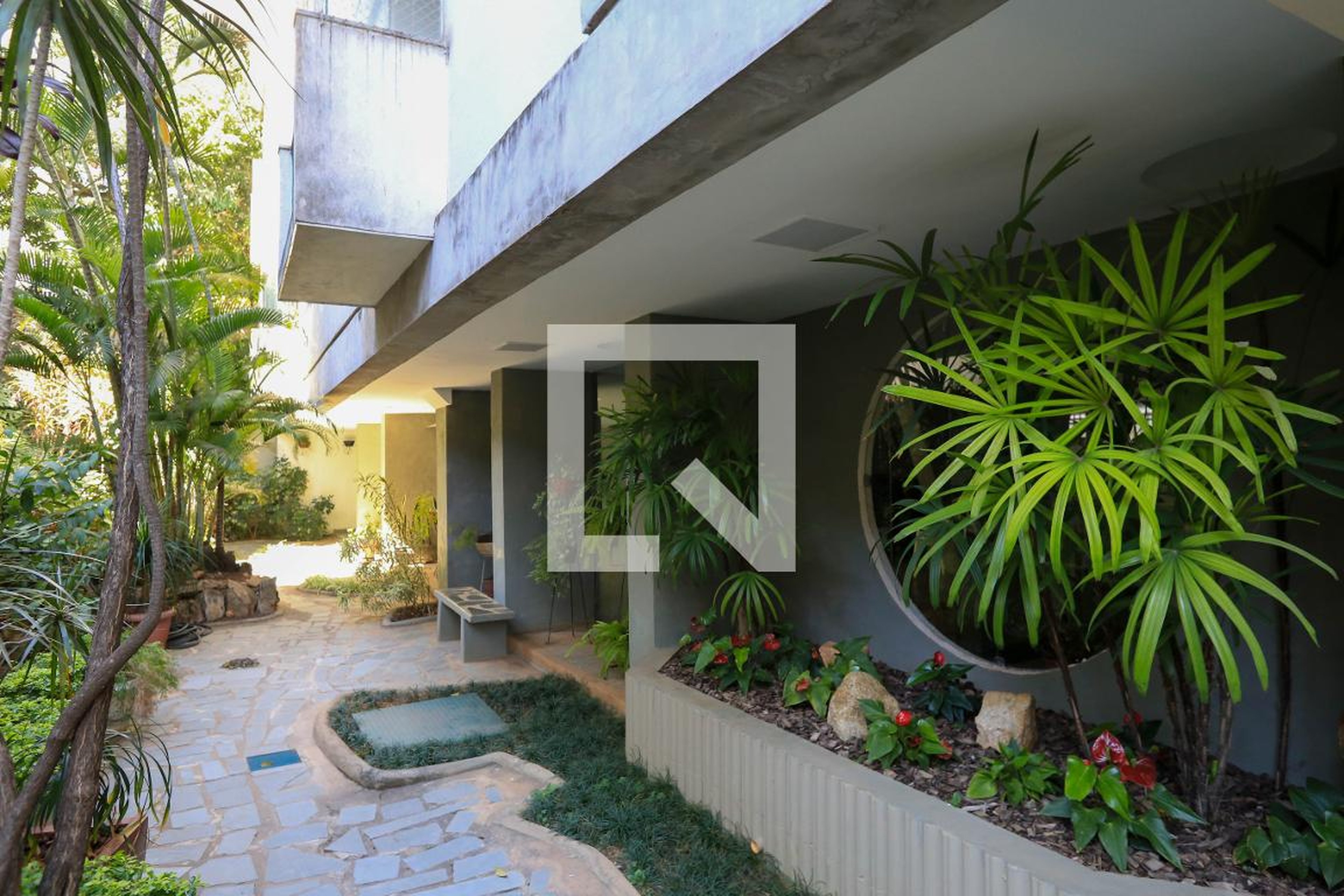 Entrada - Nunes Vieira