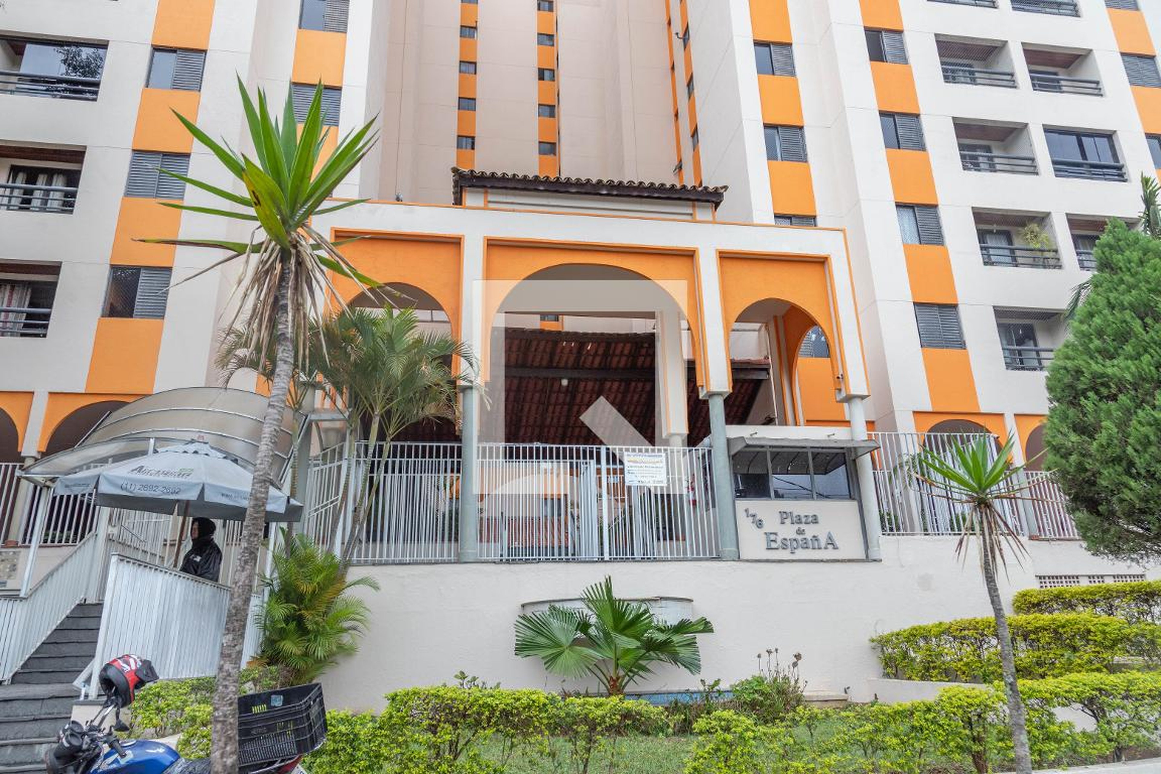 Fachada Condomínio Plaza Spana Dois