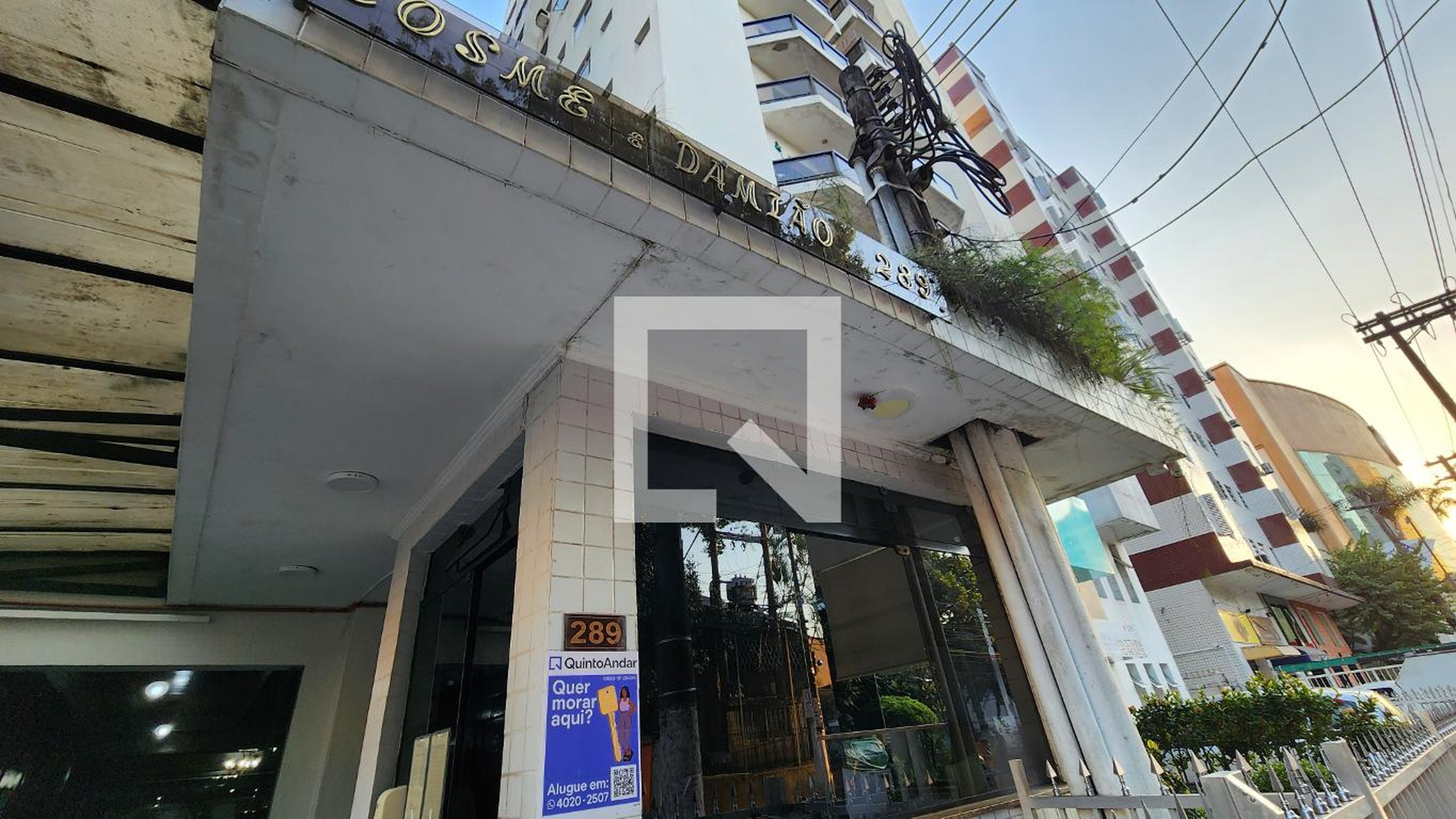 Fachada Condomínio em Rua Delfino Stockler de Lima, 288