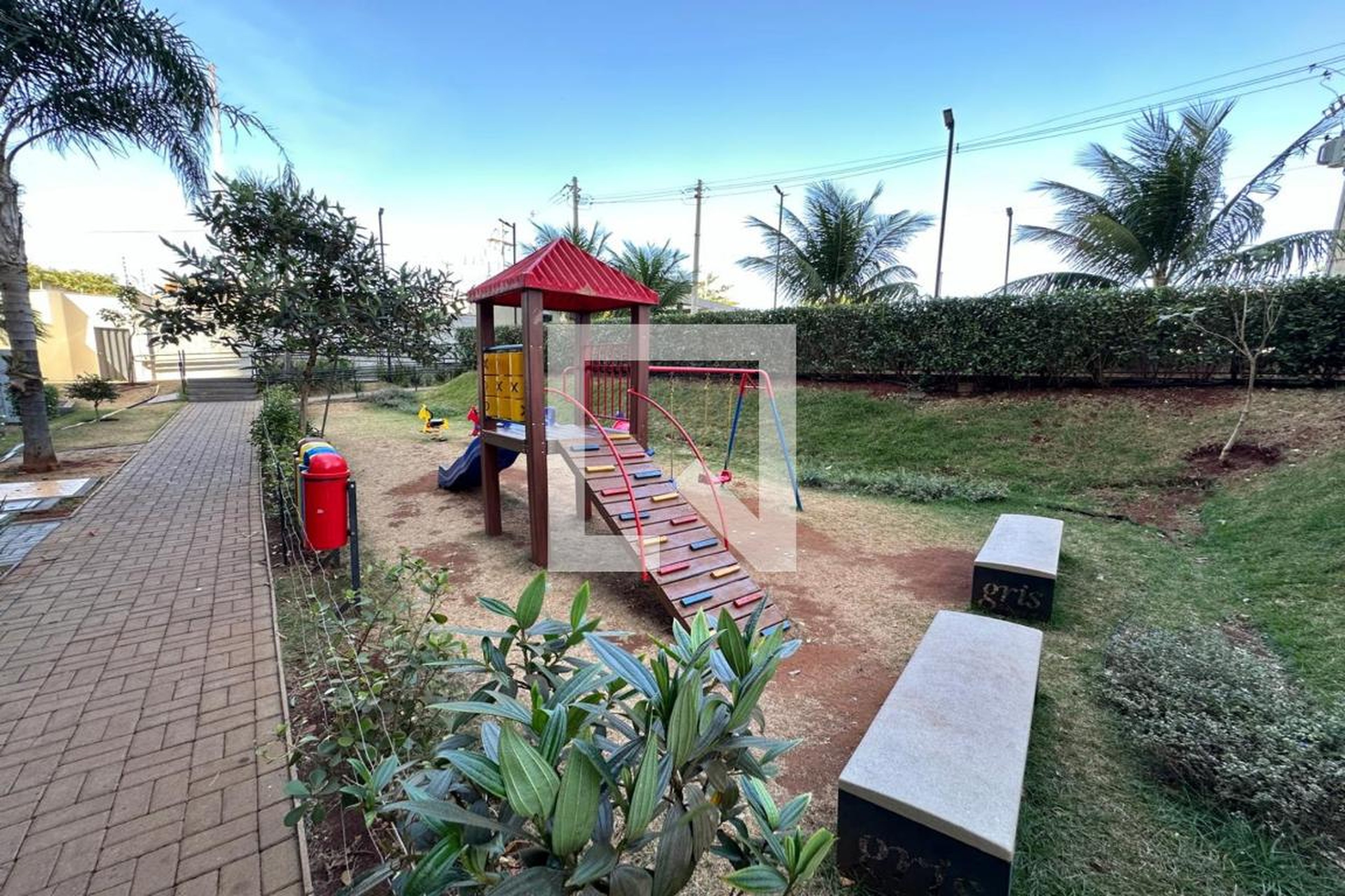 Playground - Gris Residence