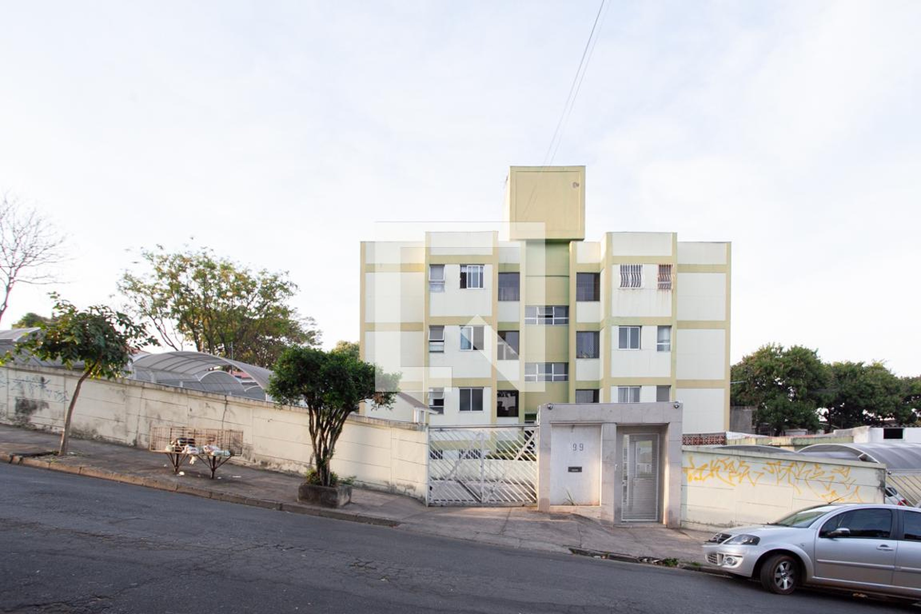 Fachada Condomínio em Rua Capitão Manoel Soares, 99