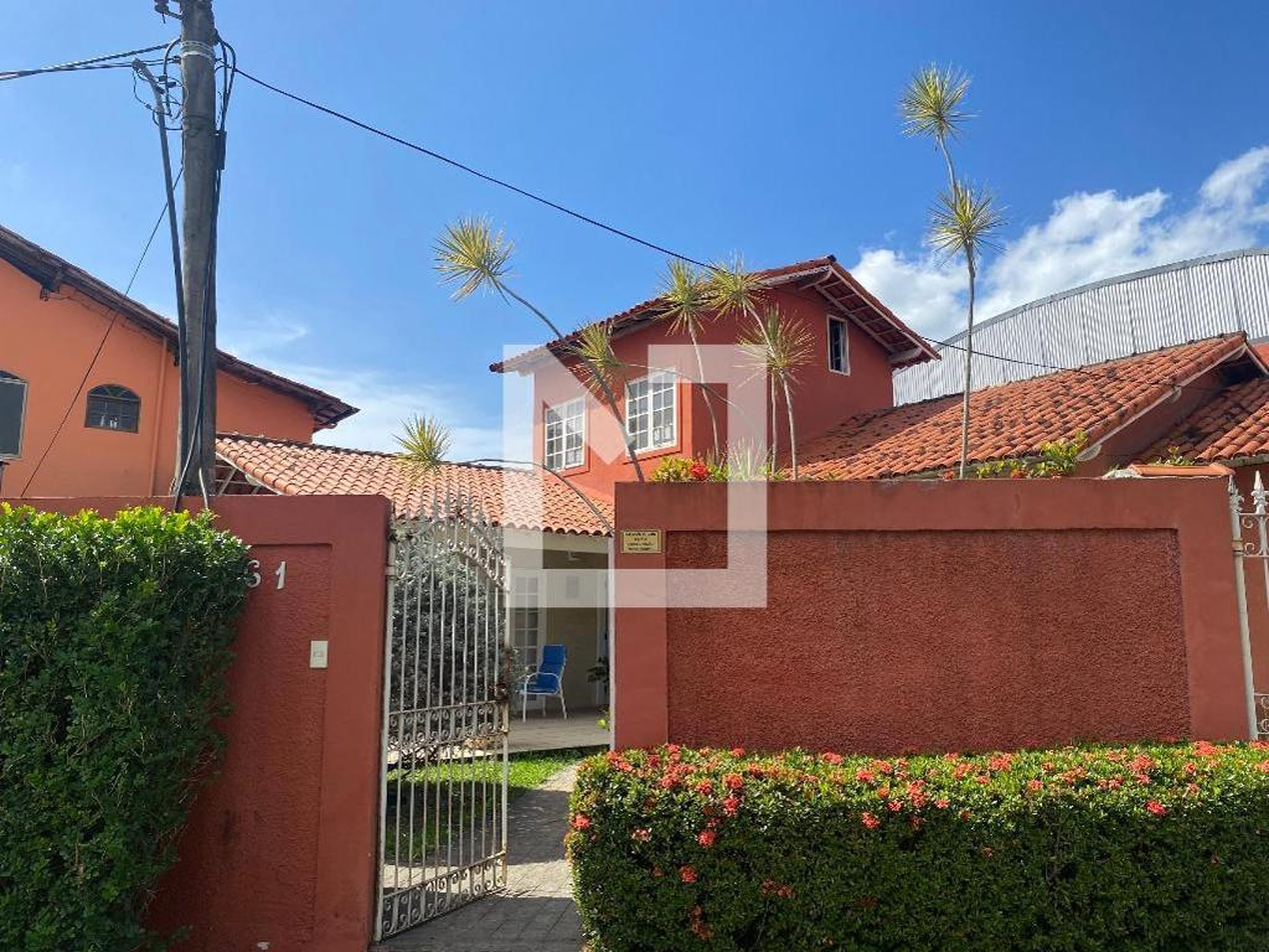 Fachada Condomínio em Rua Carlos Nascimento, 361