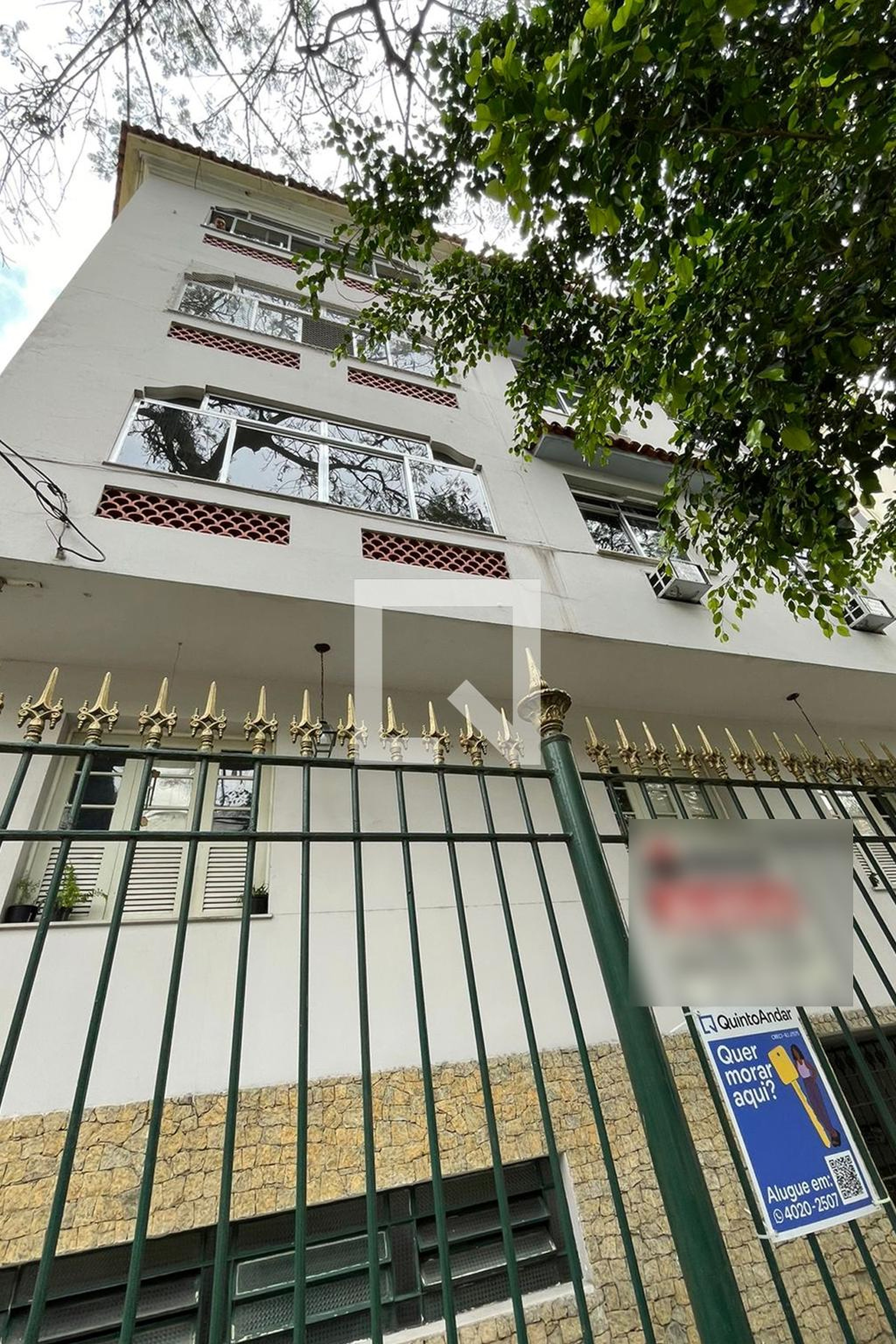 Fachada Condomínio em Rua Conde de Bonfim, 1168