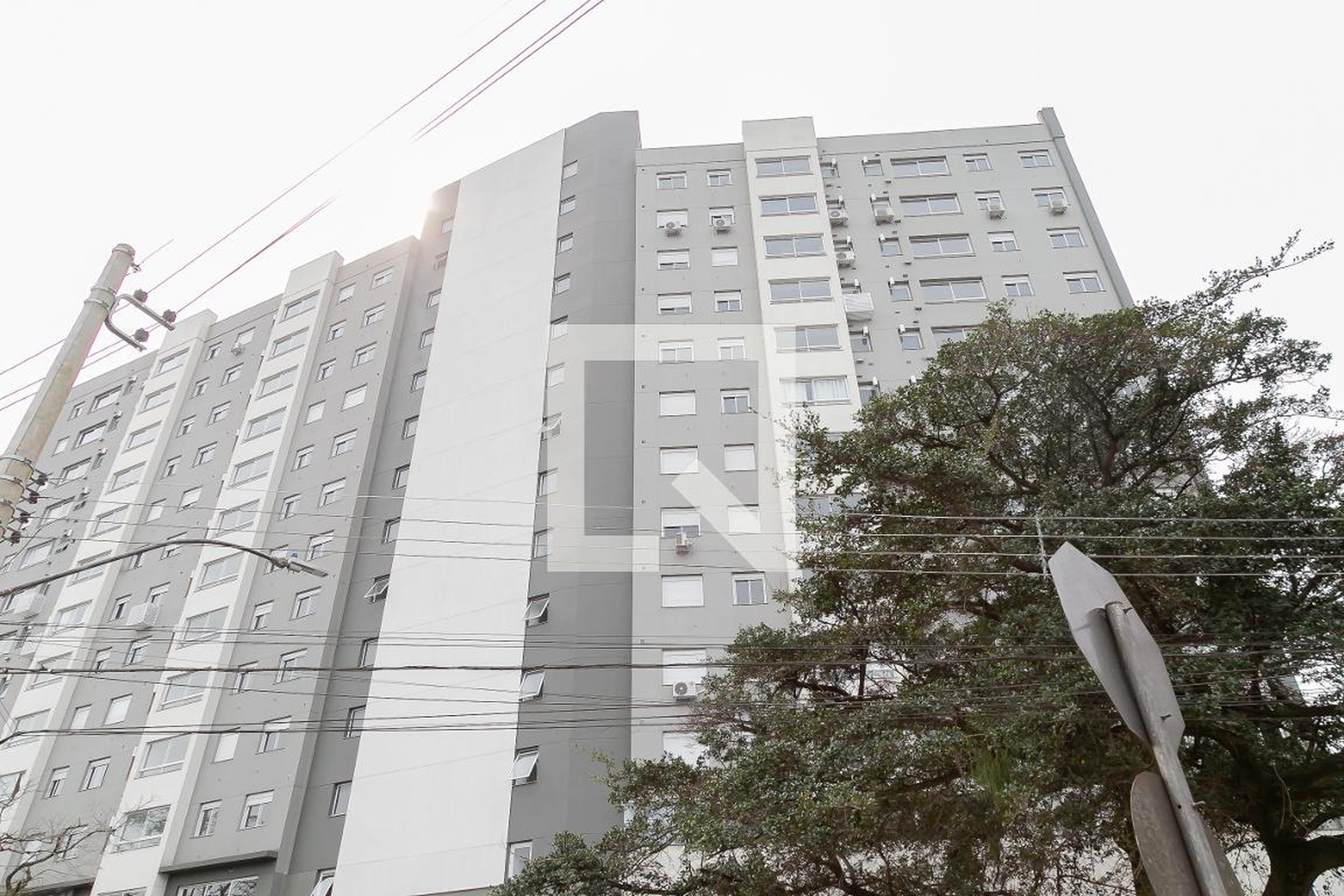 Fachada Condomínio em Rua Olávo Dutra, 105