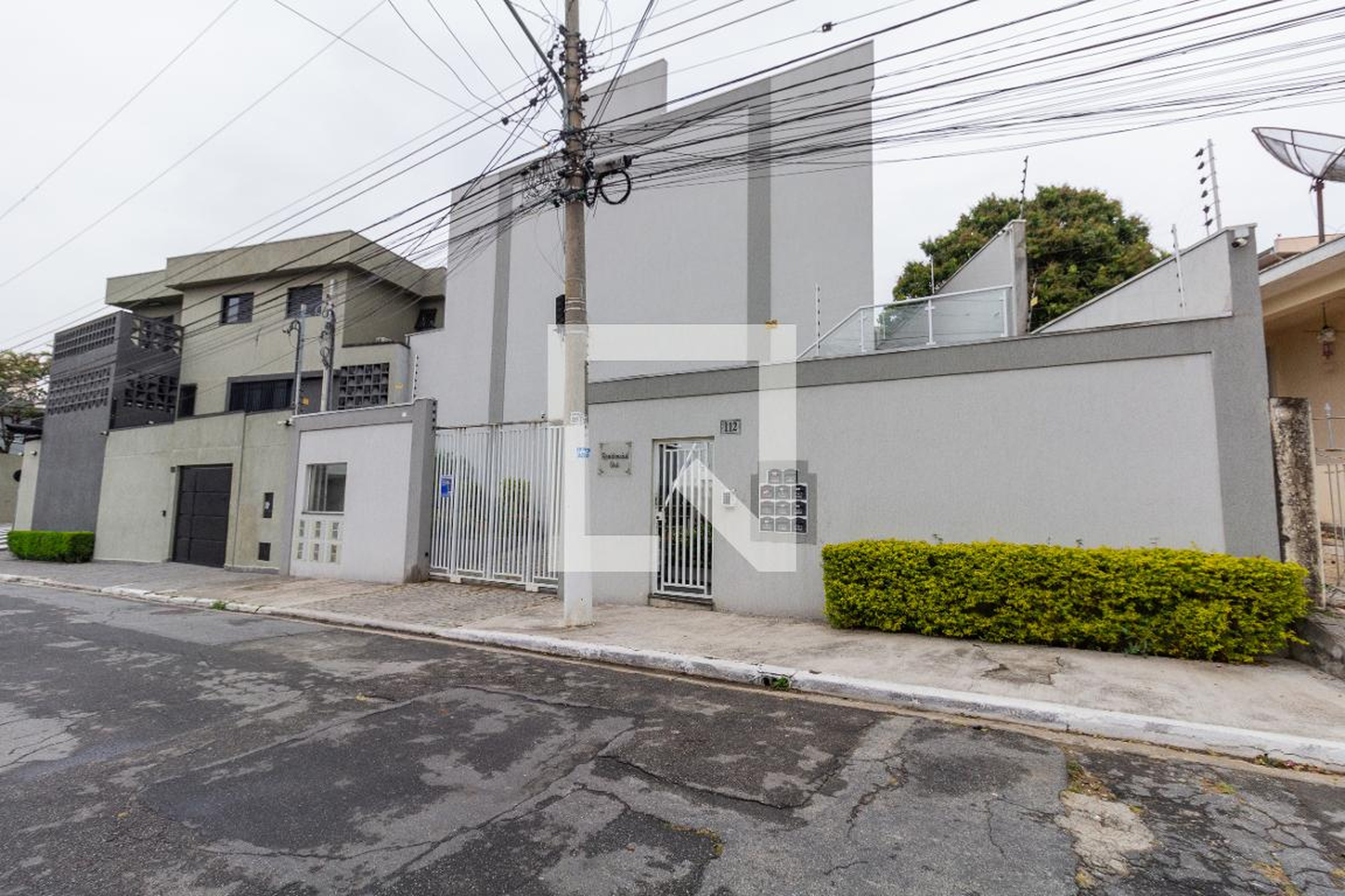 Fachada Condomínio em Rua Urá, 112