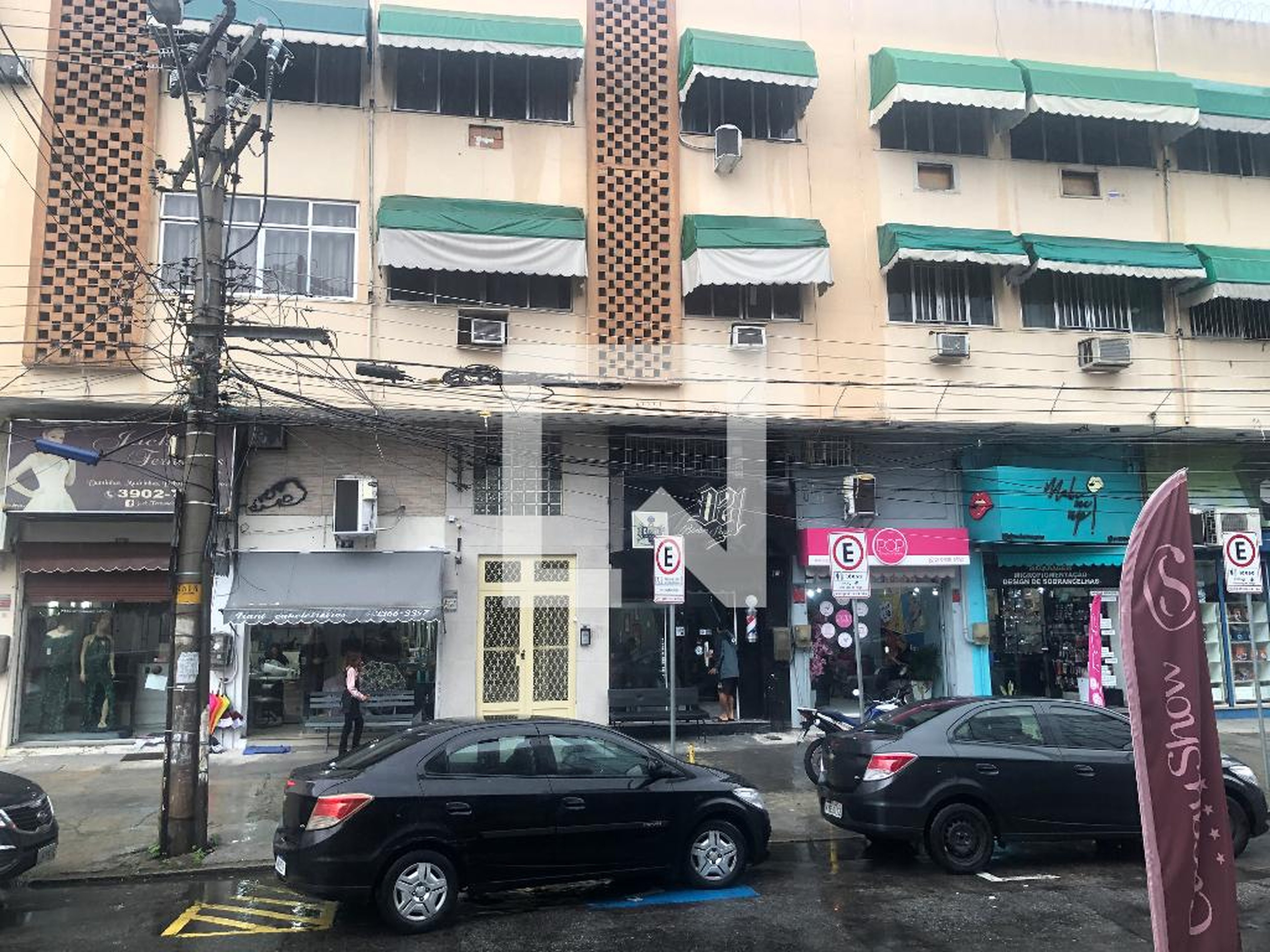 Fachada Condomínio em Rua Ericeira, 16