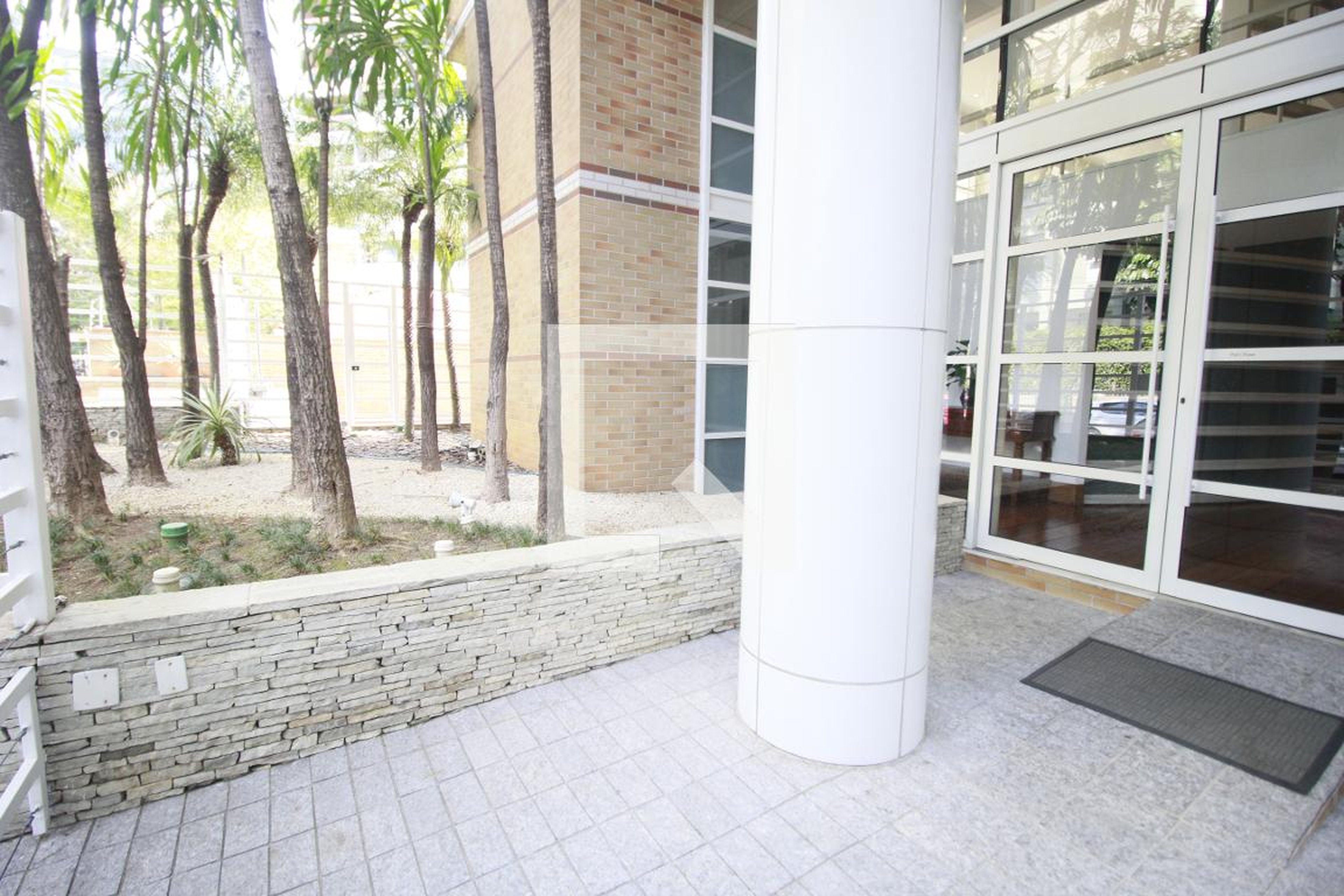 Entrada - Arapacis Residenza