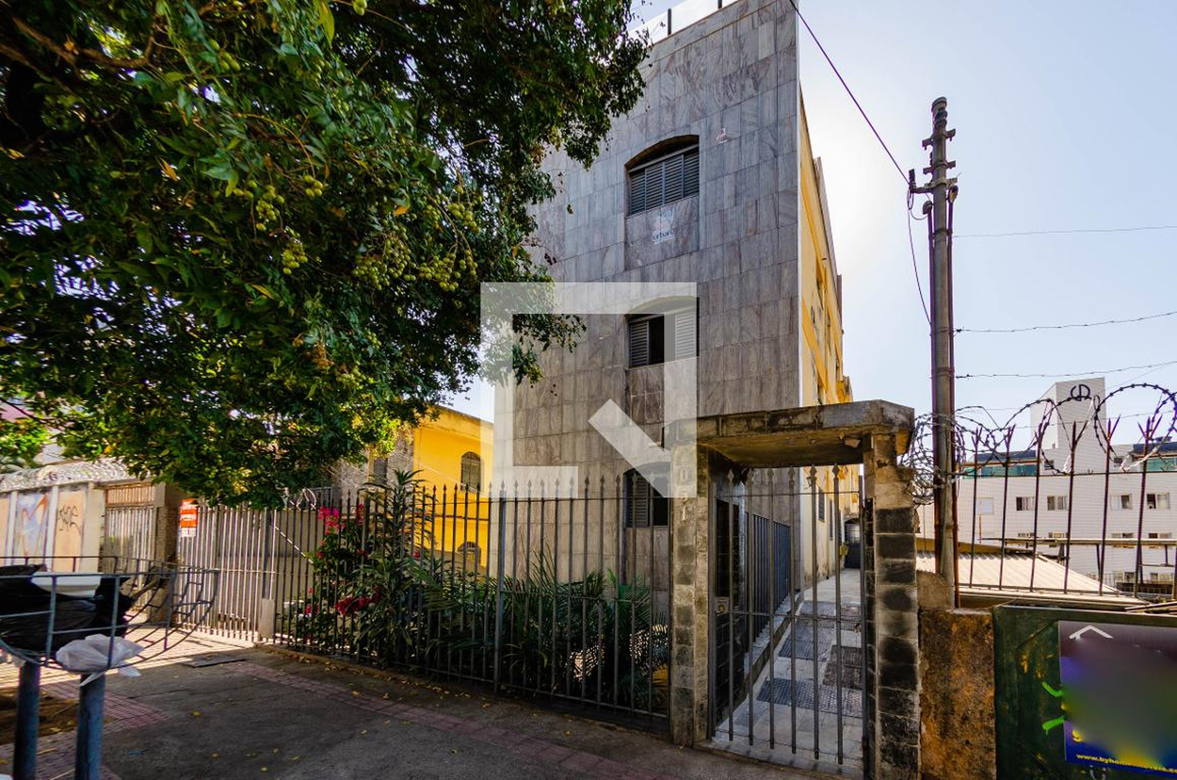 Fachada Condomínio em Rua Lindolfo de Azevedo, 1051