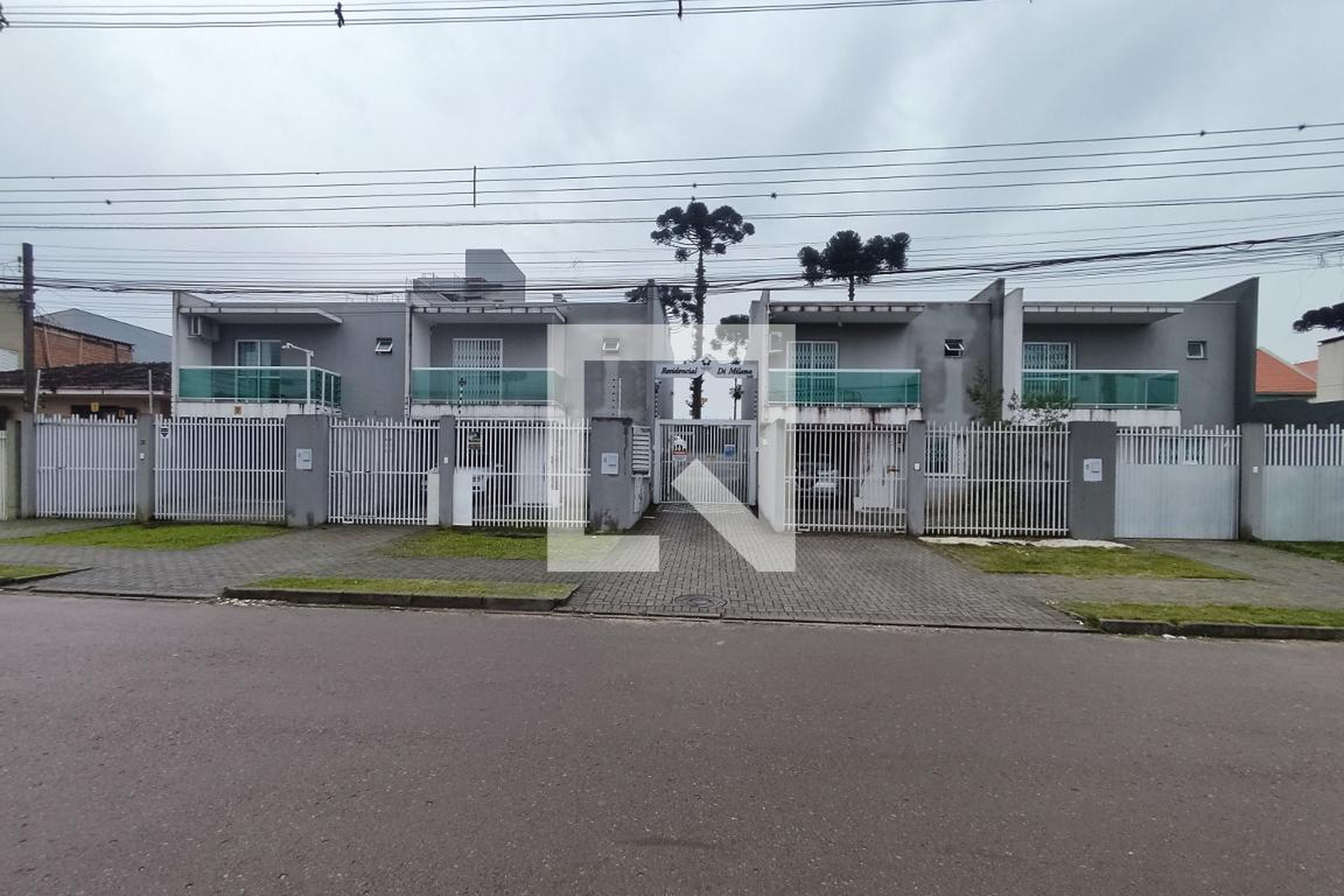 Fachada do condomínio Condomínio em Rua Rio Mucuri, 1205