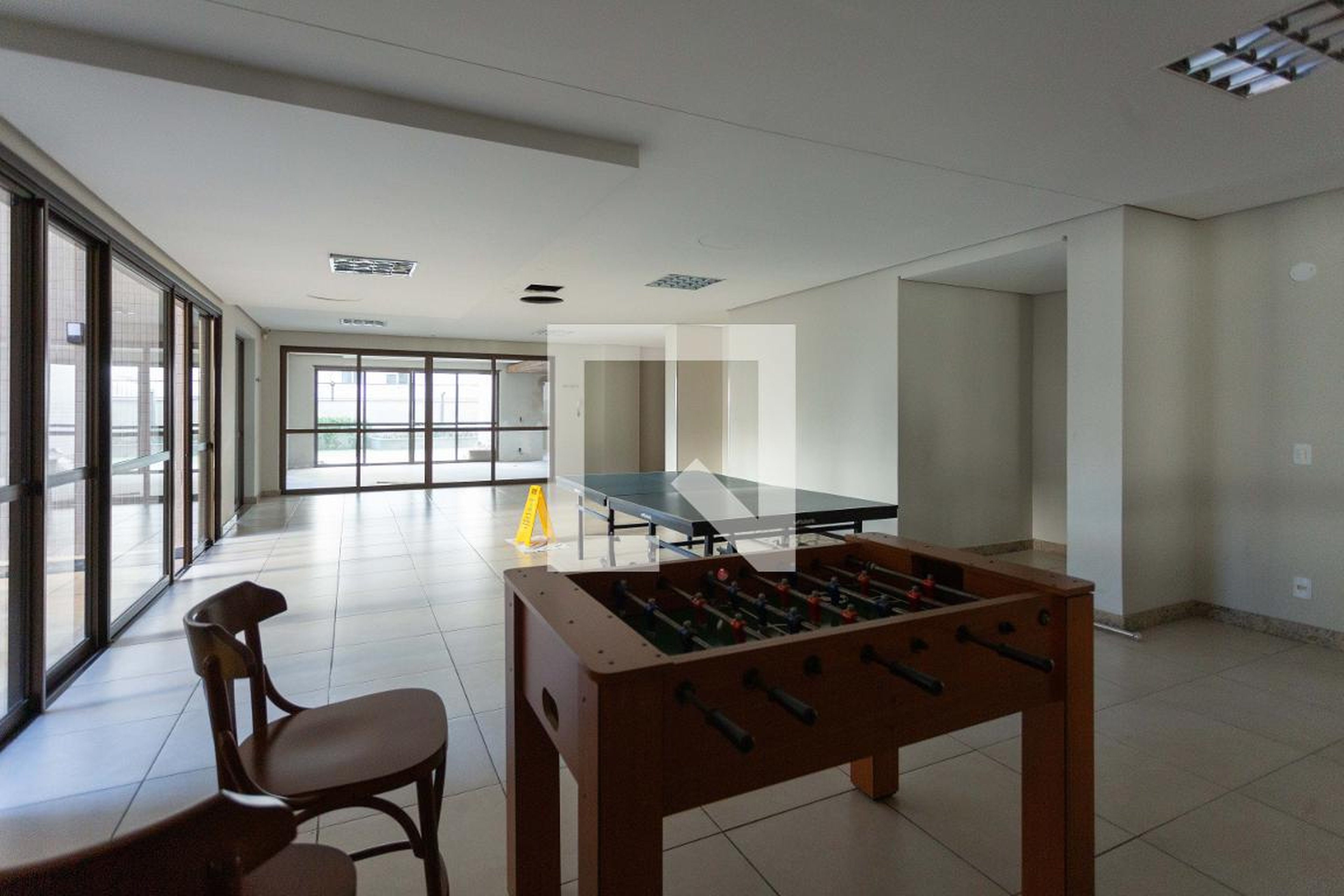 Sala de jogos - Lively