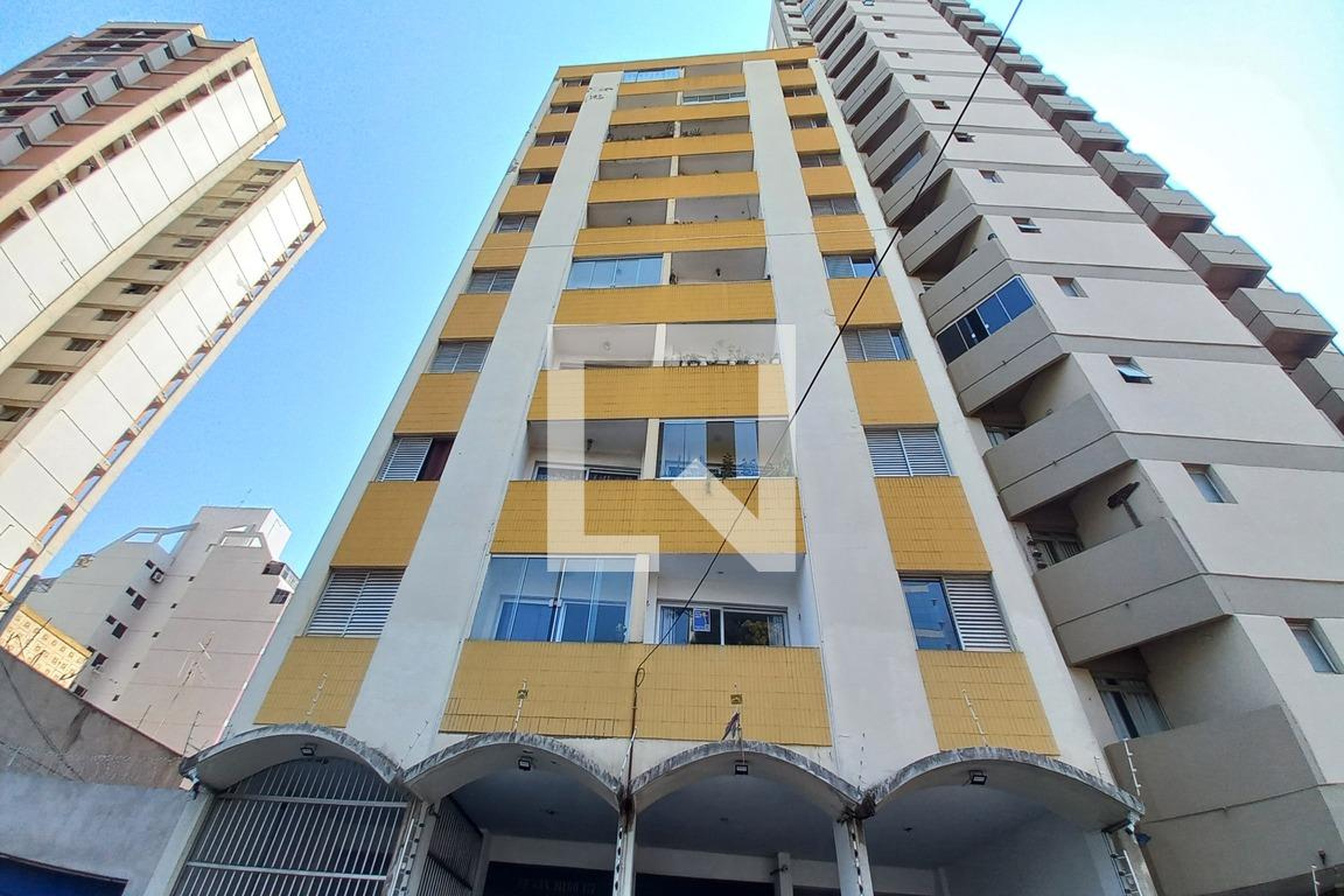 Fachada do Prédio Condomínio San Diego