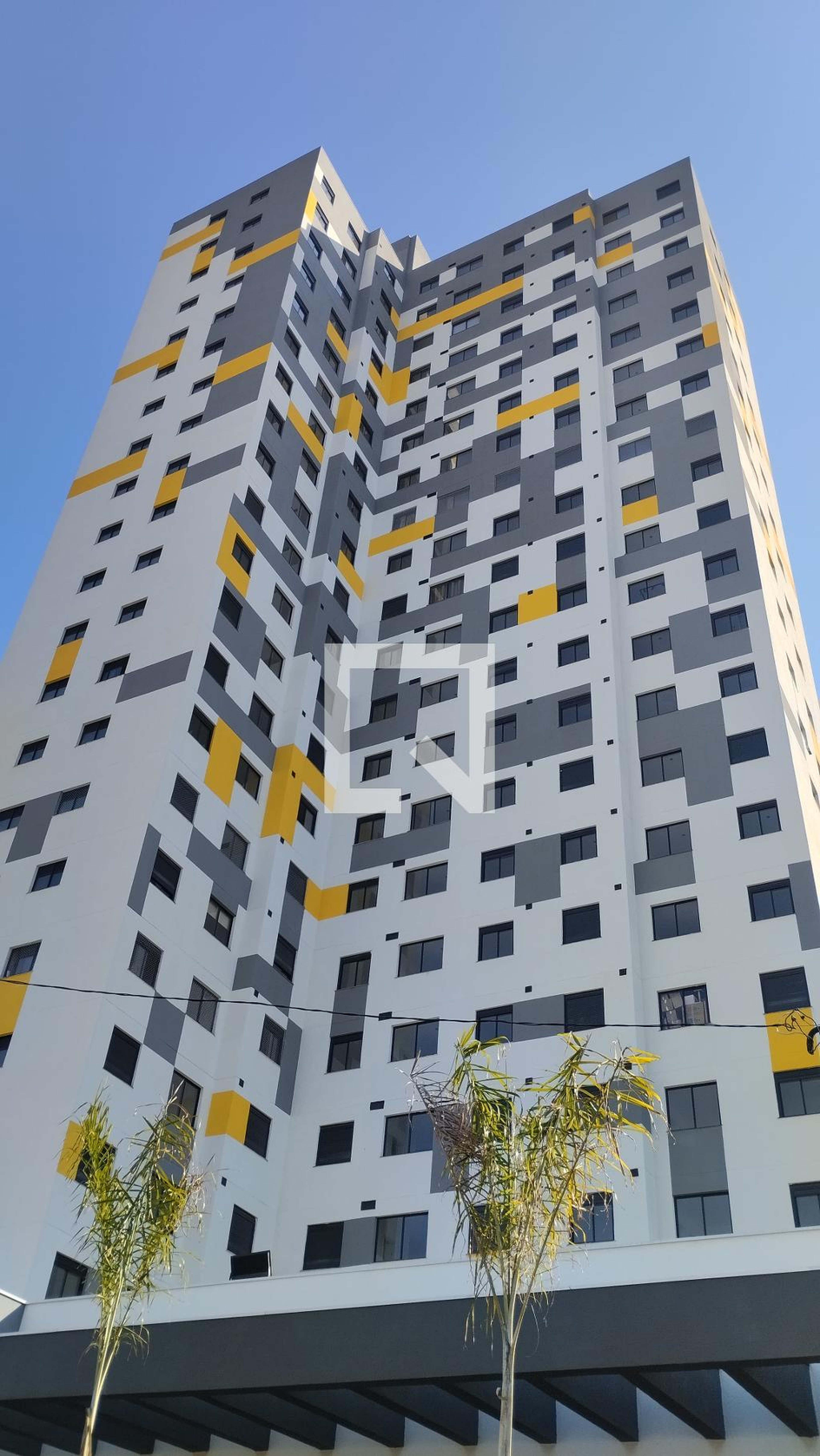 Fachada Condomínio em Rua do Bosque, 1477