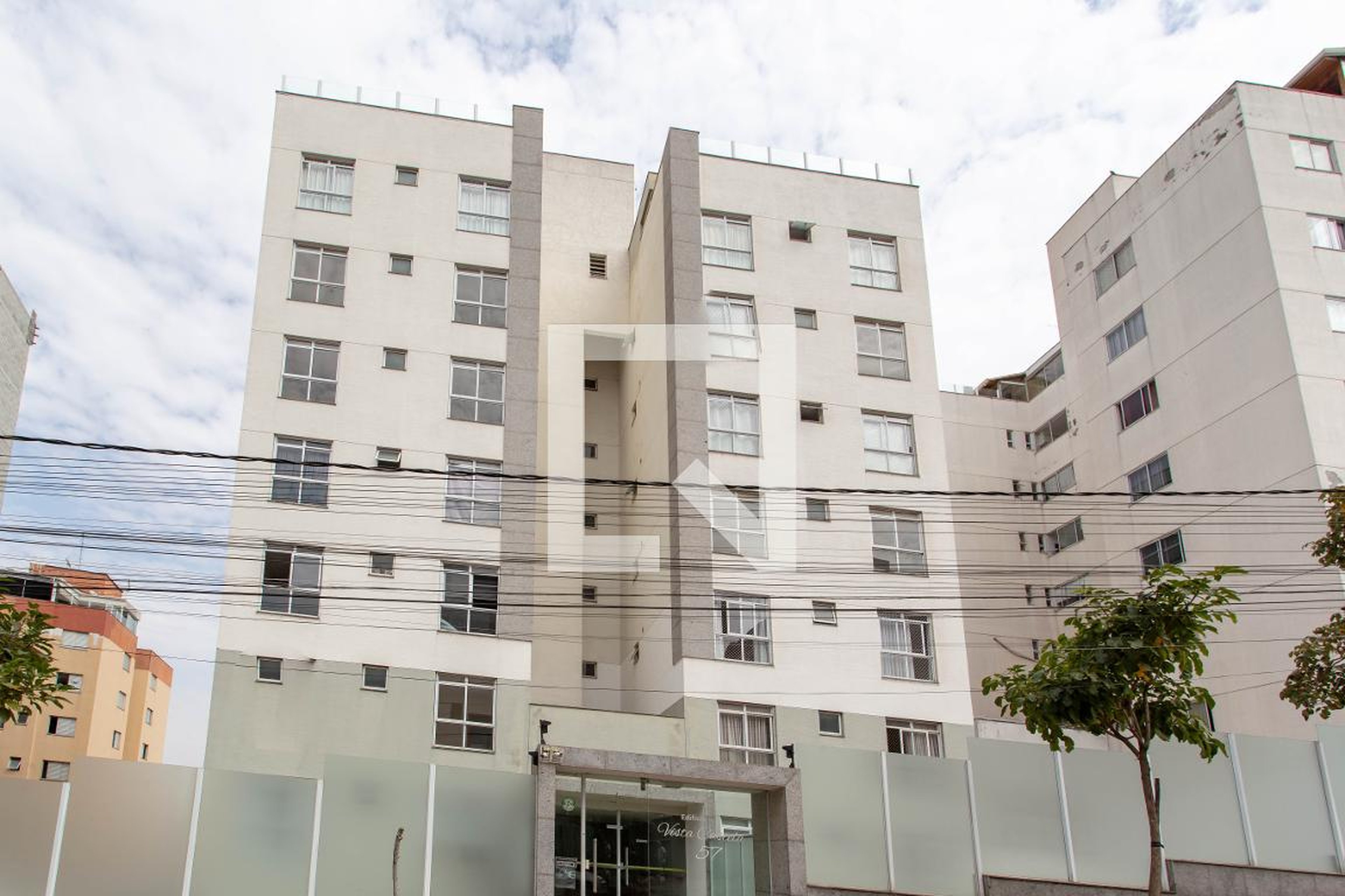 Fachada Condomínio Vista Castela