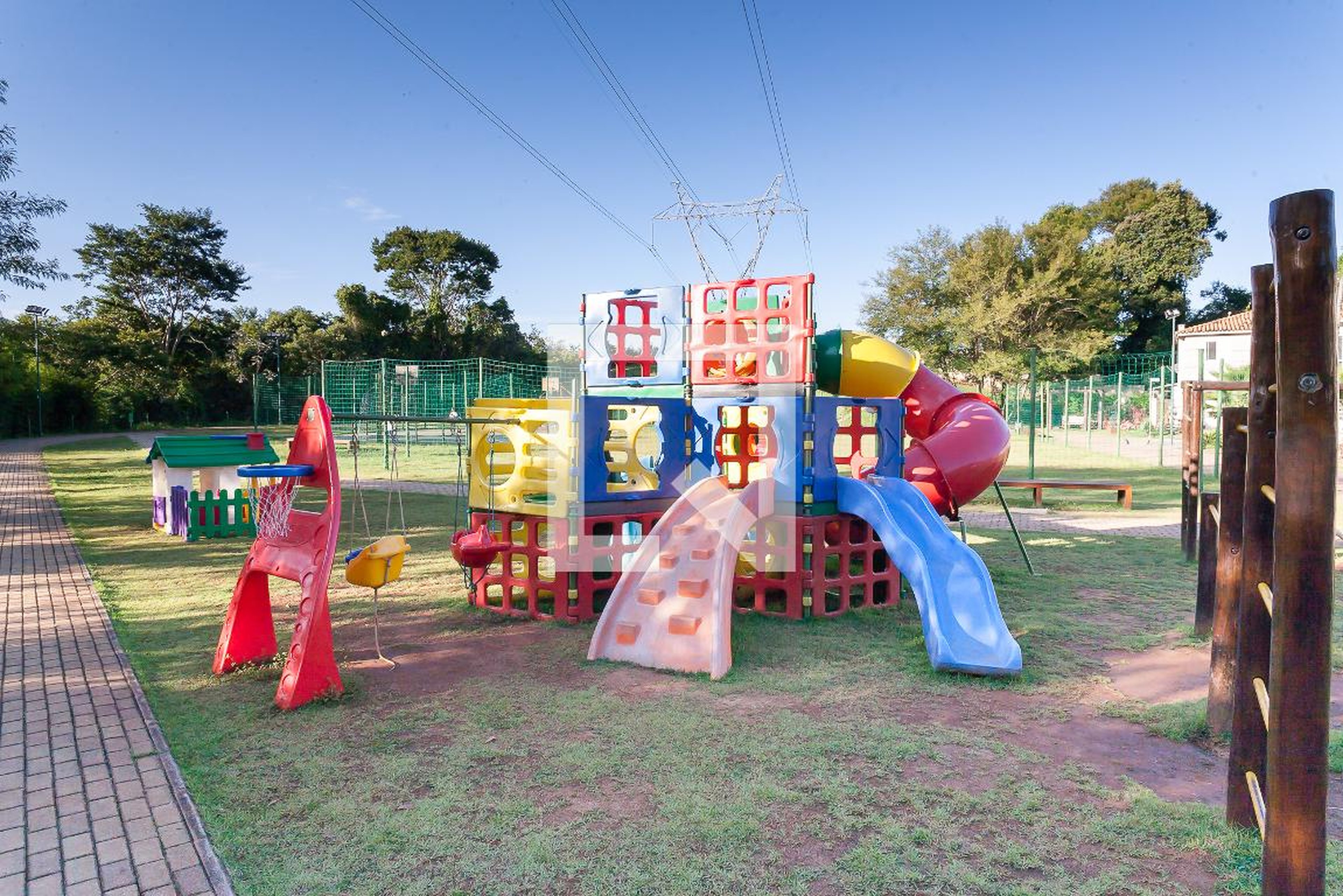 Playground - Village Royale