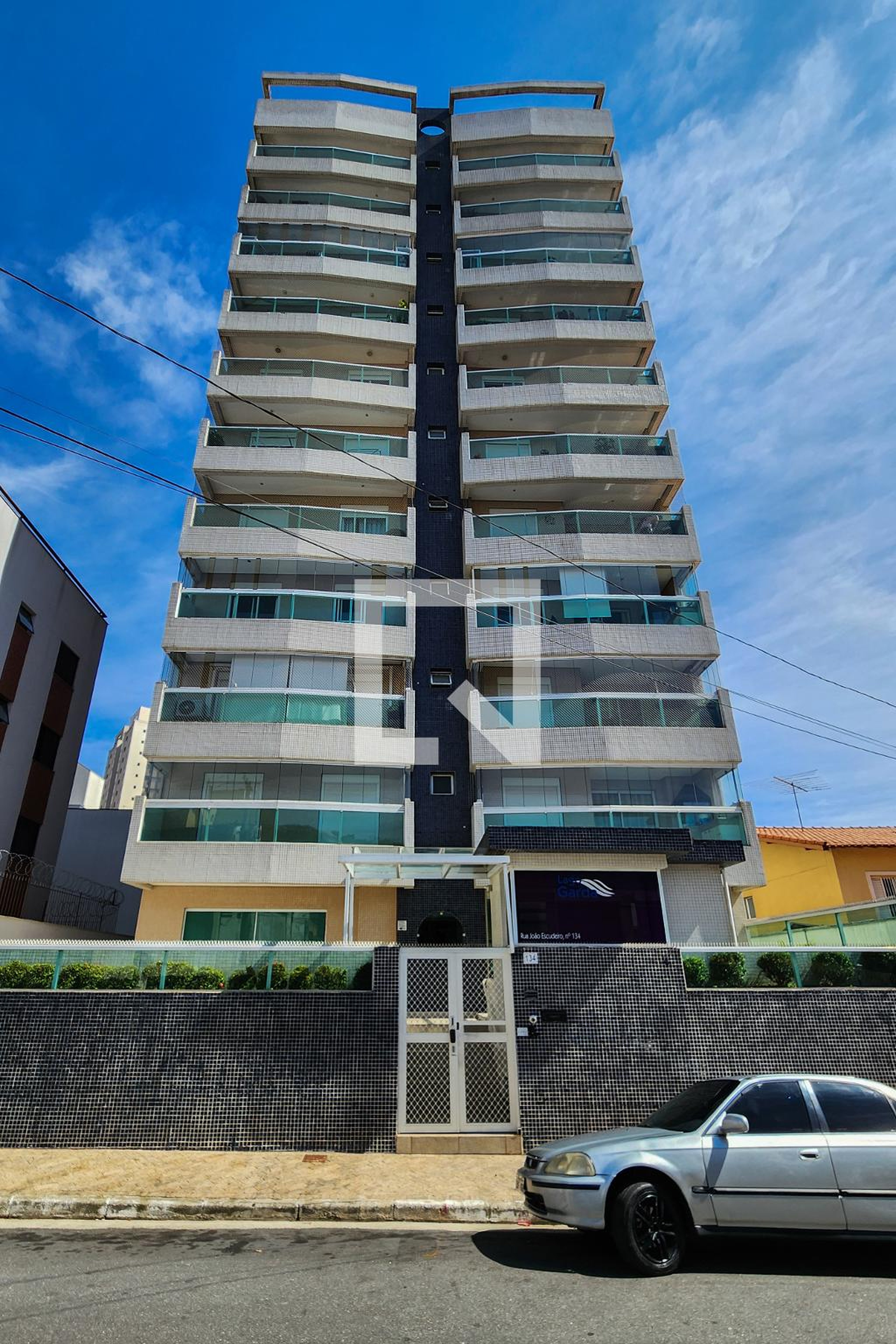 Fachada do Condomínio Condomínio Lago di Garda