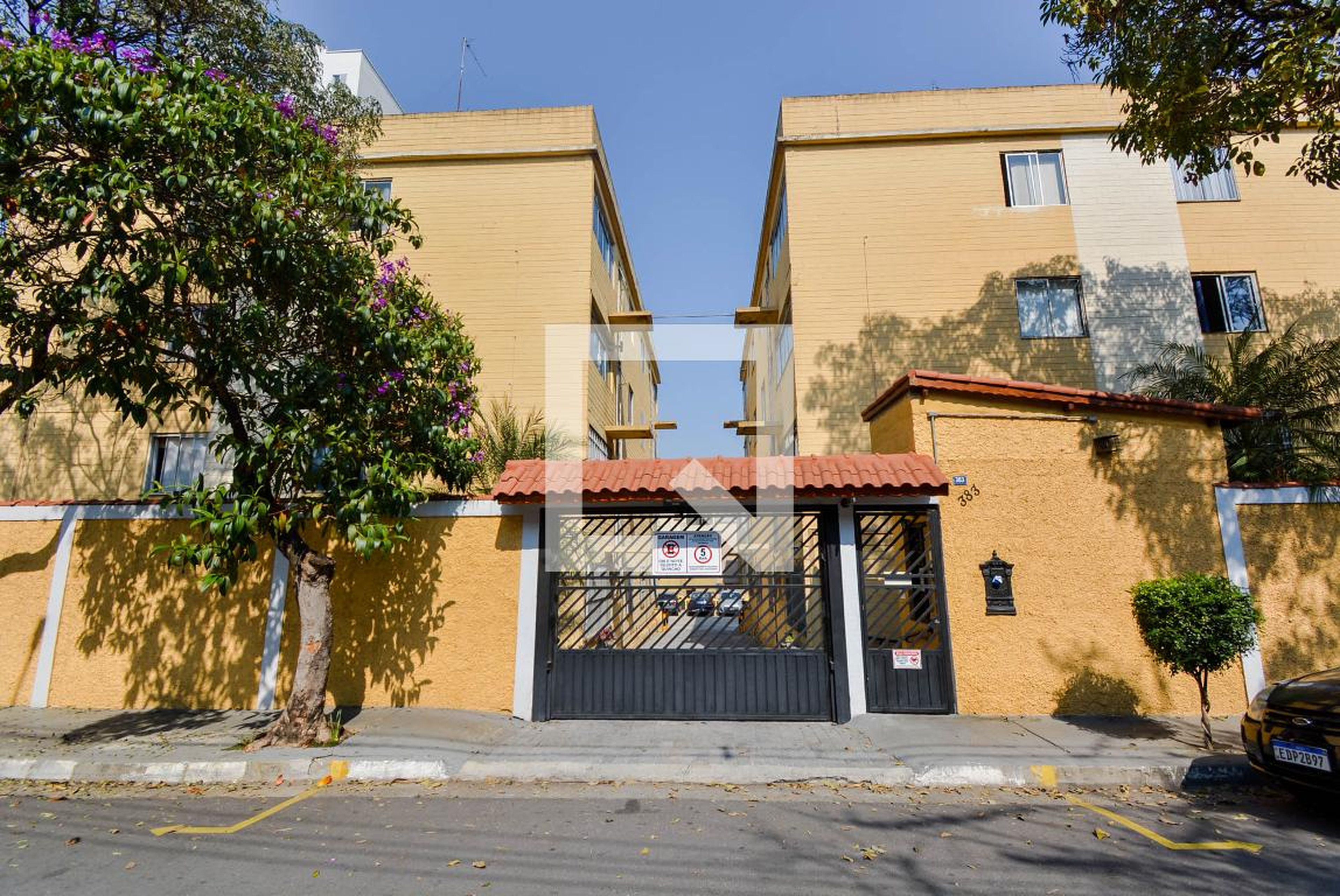 Fachada do Condomínio Condomínio Alvorada D