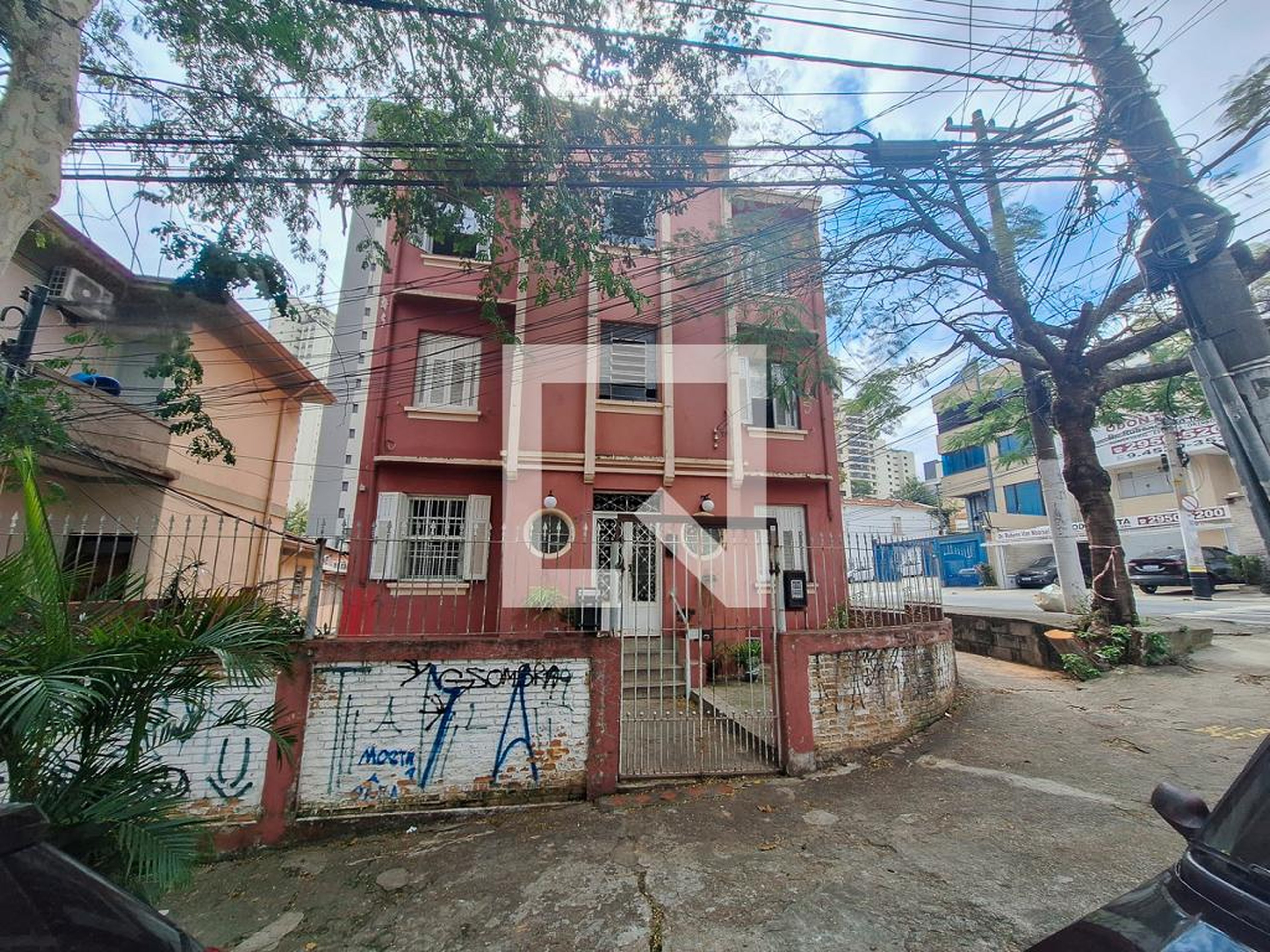 Fachada Condomínio em Rua Doutor João Batista Soares de Faria, 205